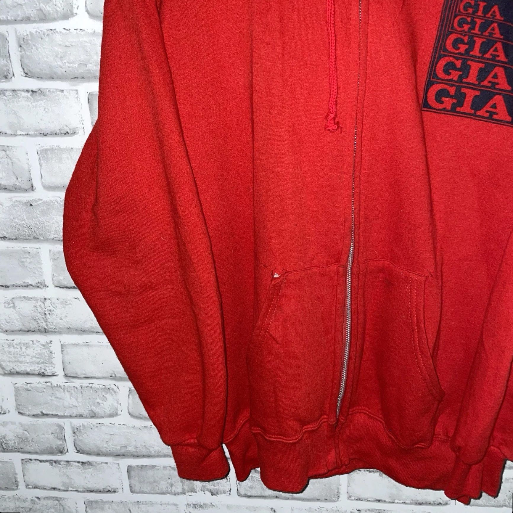 Vintage VINTAGE GIA Full Zip Hoodie Unisex Size S Red Drawstring Zip-up Hoodie Unisex Adults Mens Womens Size US S / EU 44-46 / 1 - 3 Thumbnail