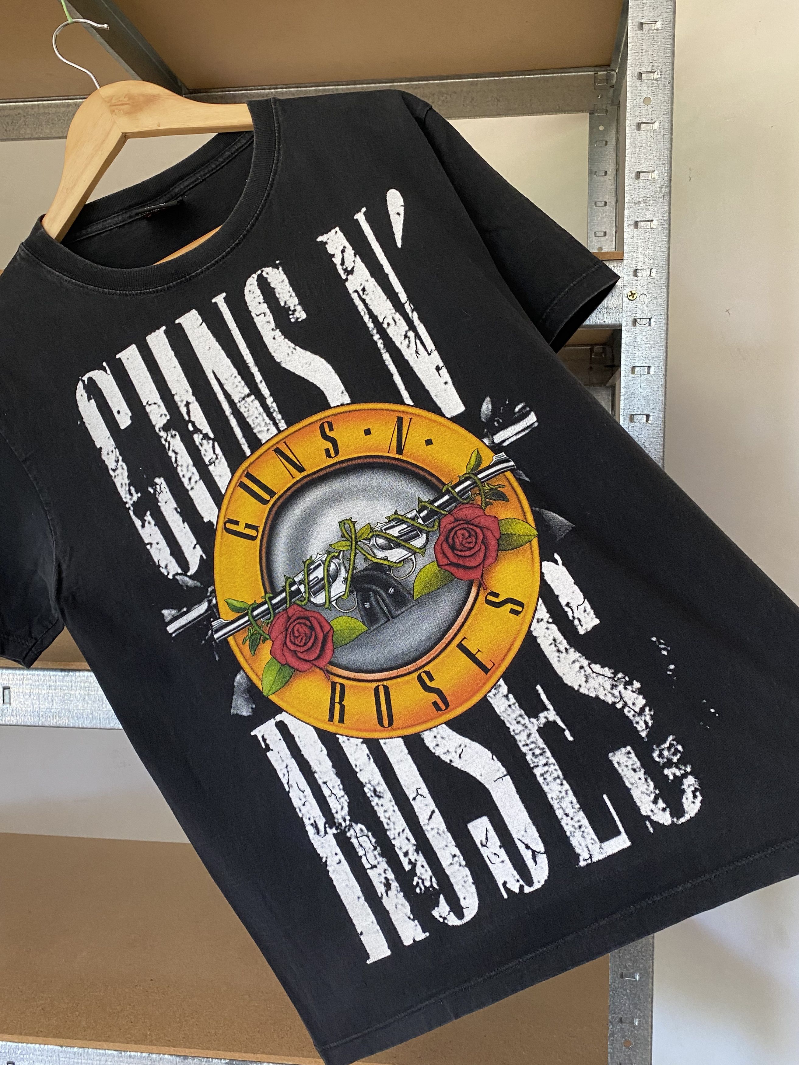 Band Tees Vintage 2000s Guns N Roses Rock Band Graphic T-shirt Size US M / EU 48-50 / 2 - 11 Thumbnail
