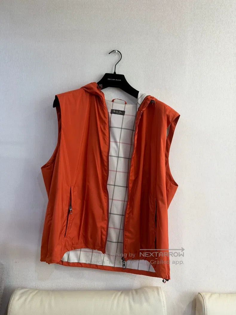 Loro Piana Loro Piana Orange Hooded Vest Size XXL / US 16-18 / IT 52-54 - 1 Thumbnail