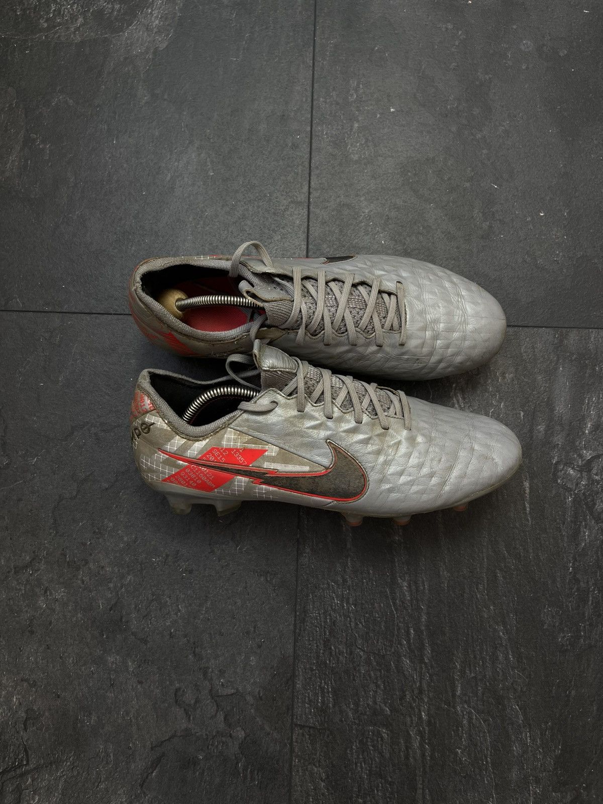 Nike × Streetwear × Vintage Rare Nike Tiempo Legend 8 Elite football boots Size US 9 / EU 42 - 1 Thumbnail
