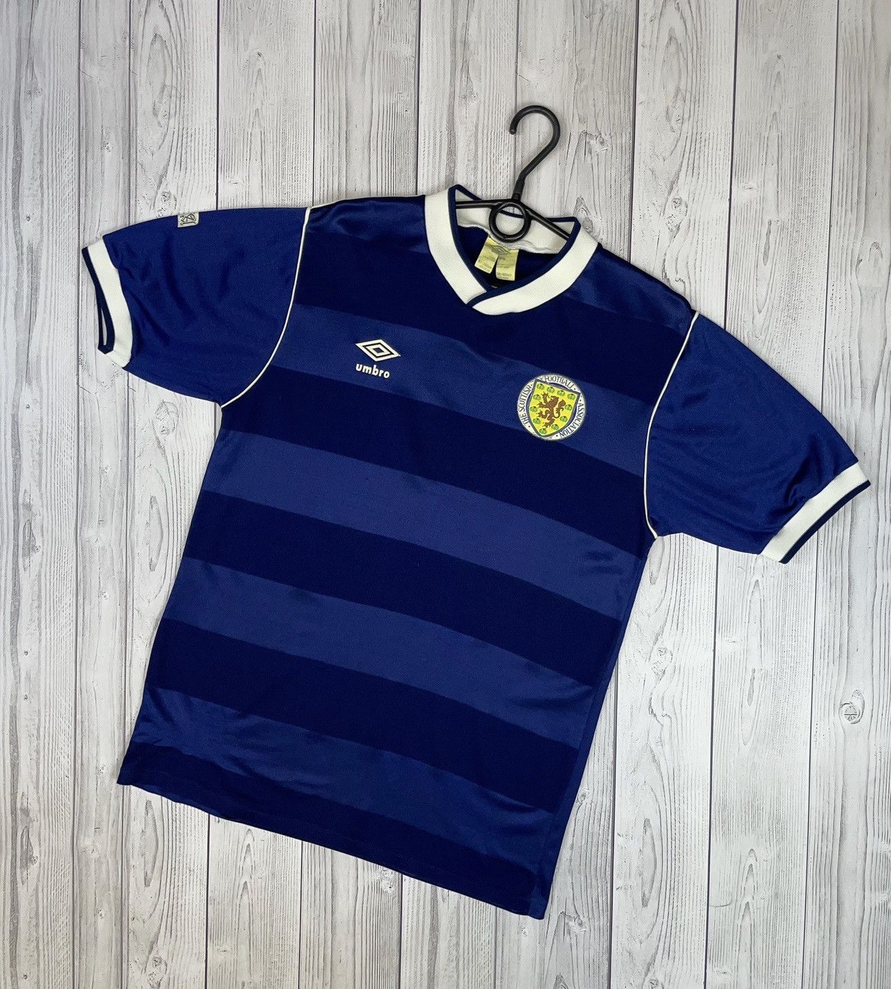 Umbro Vintage umbro Scotland soccer jersey size M rare retro Size US M / EU 48-50 / 2 - 1 Thumbnail