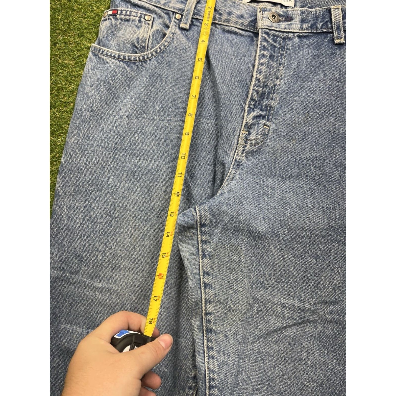 Tommy Hilfiger Tommy Hilfiger Jeans Womens 12 Blue Denim Straight Leg 5-Pocket Regular Inseam 28 in Cotton Denim City College Outdoor Vintage: No Size 34" / US 12 / IT 48 - 7 Thumbnail