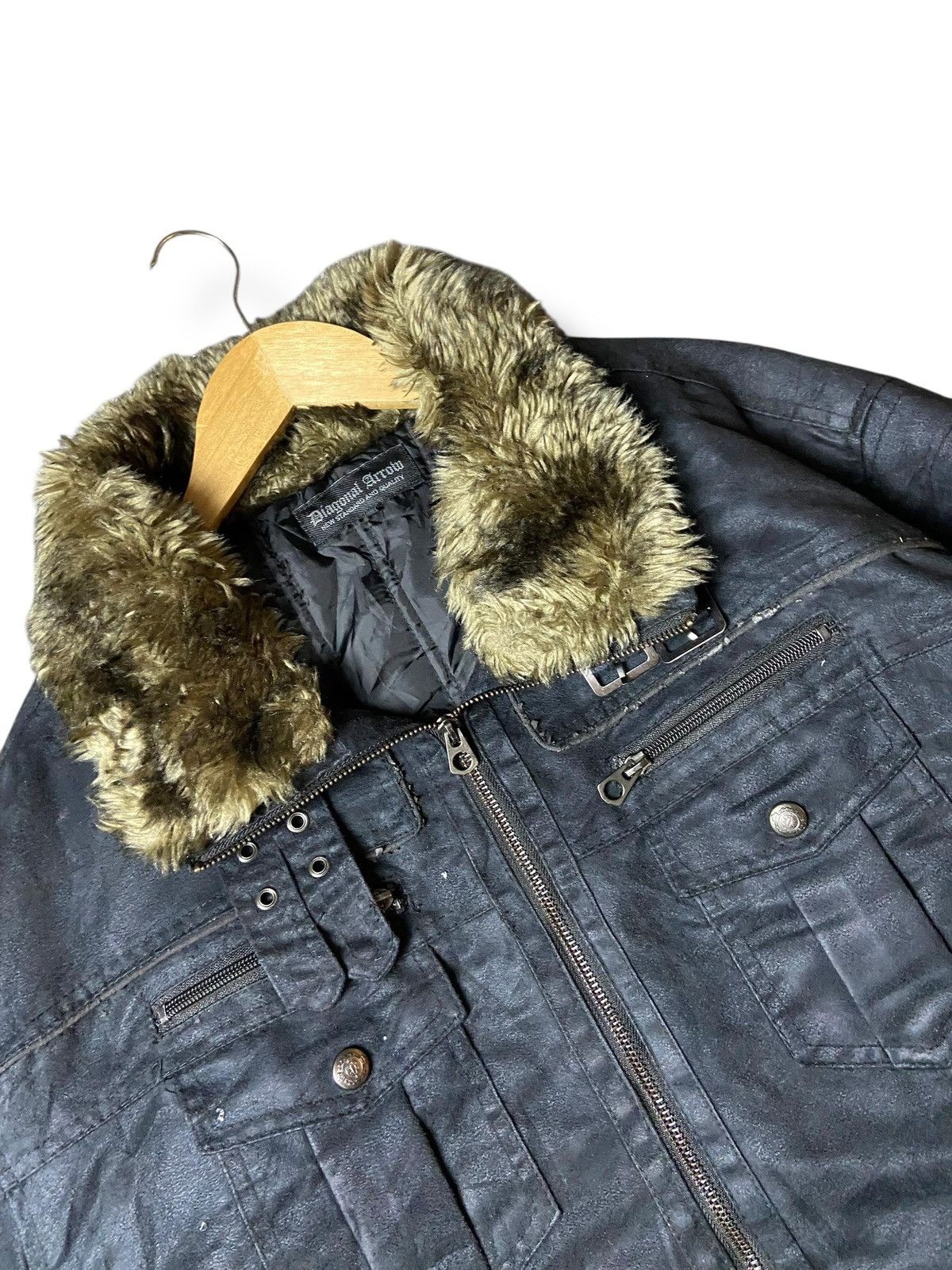 Vintage Diagonal Arrow Leather Suede Fur Collared Jacket (121) Size US L / EU 52-54 / 3 - 4 Thumbnail