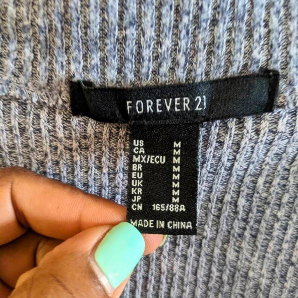Forever 21 Forever 21 Gray Ribbed V-Neck Sweater Women’s M Long Sleeve Size M / US 6-8 / IT 42-44 - 3 Thumbnail