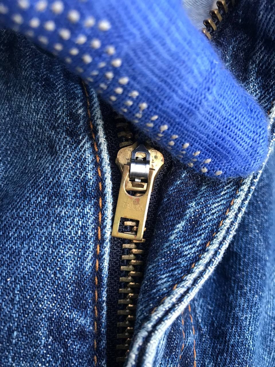 Levi's VINTAGE 1990s LEVIS 502 SELVEDGED DISTRESSED KURT COBAIN Size US 33 - 10 Thumbnail