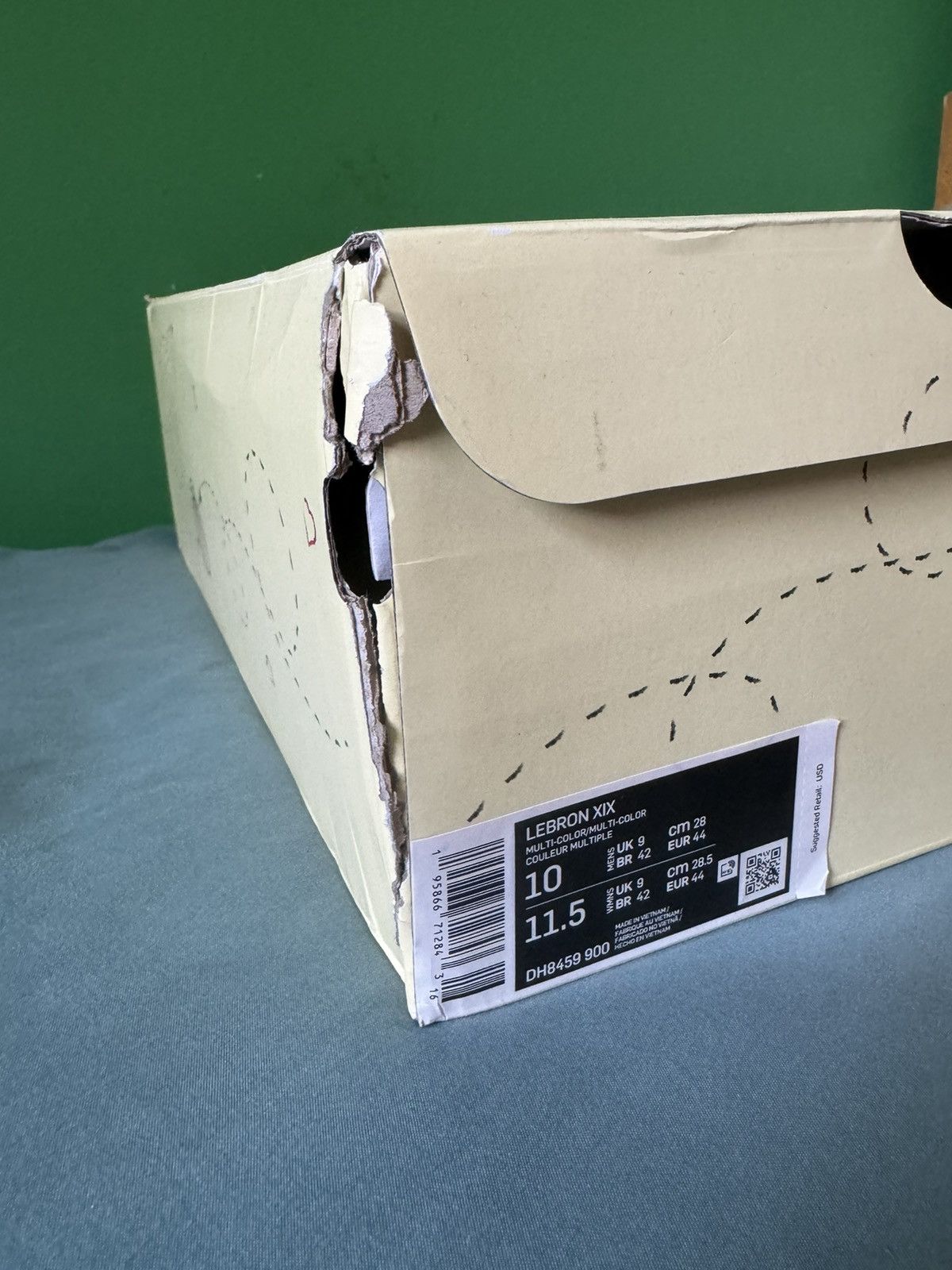 Nike Nike Lebron 19 Valentine’s Day 2022 Size US 10 / EU 43 - 7 Thumbnail
