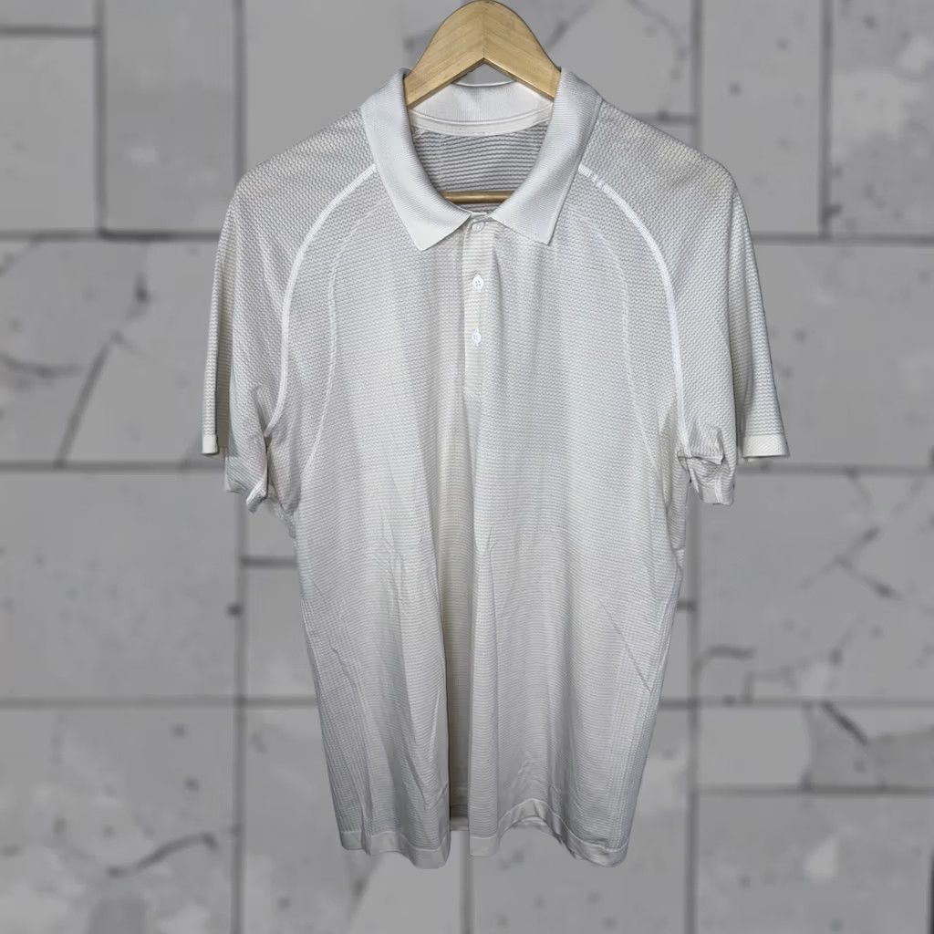 Lululemon Lululemon Polo Shirt Short Sleeve Casual White Mens Large Size US L / EU 52-54 / 3 - 1 Thumbnail