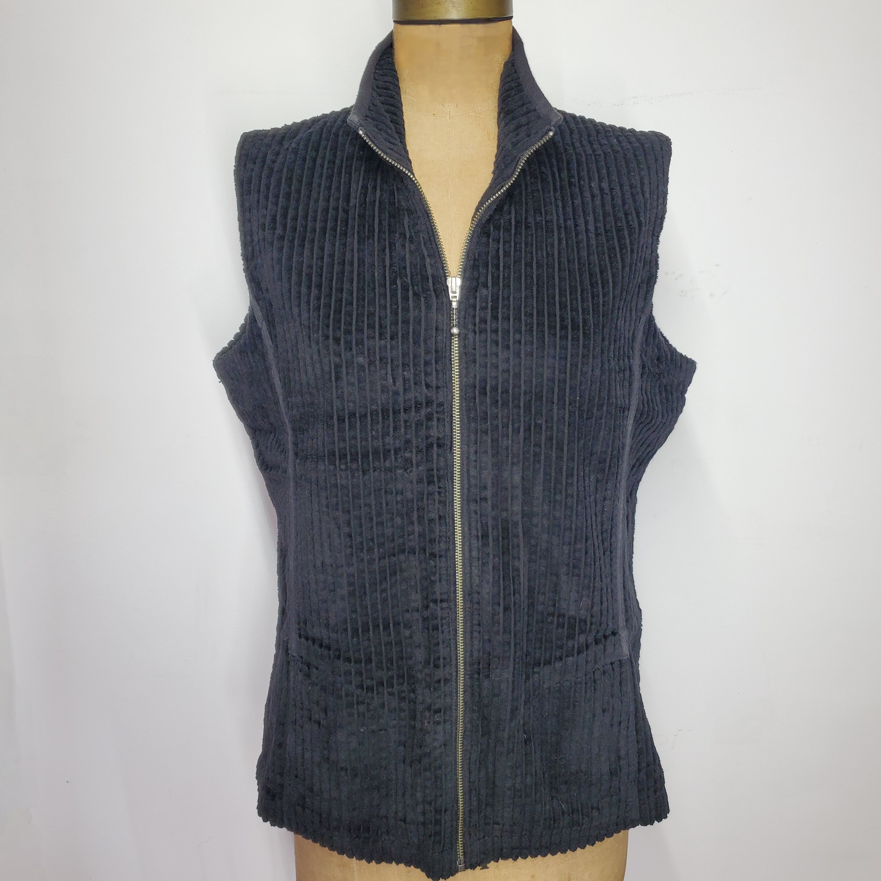 Woolrich Woolen Mills Woolrich Size L Chenille Corduroy Black Brass Zipper Pockets Size L / US 10 / IT 46 - 1 Thumbnail