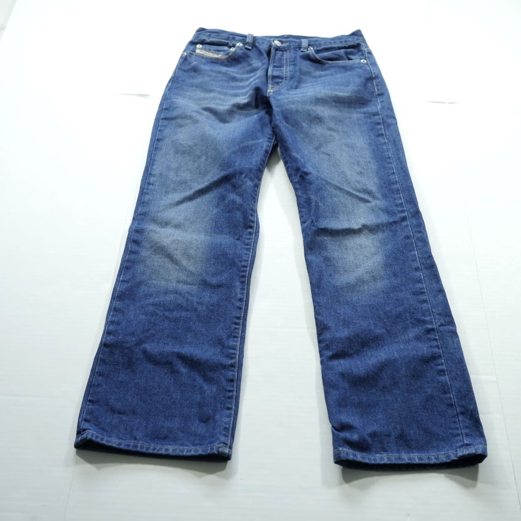 Diesel Diesel Jeans Mens 30 Regular Blue Denim Dark Distressed 5-Pocket Logo Made in Italy Shoes? Size US 30 / EU 46 - 2 Thumbnail