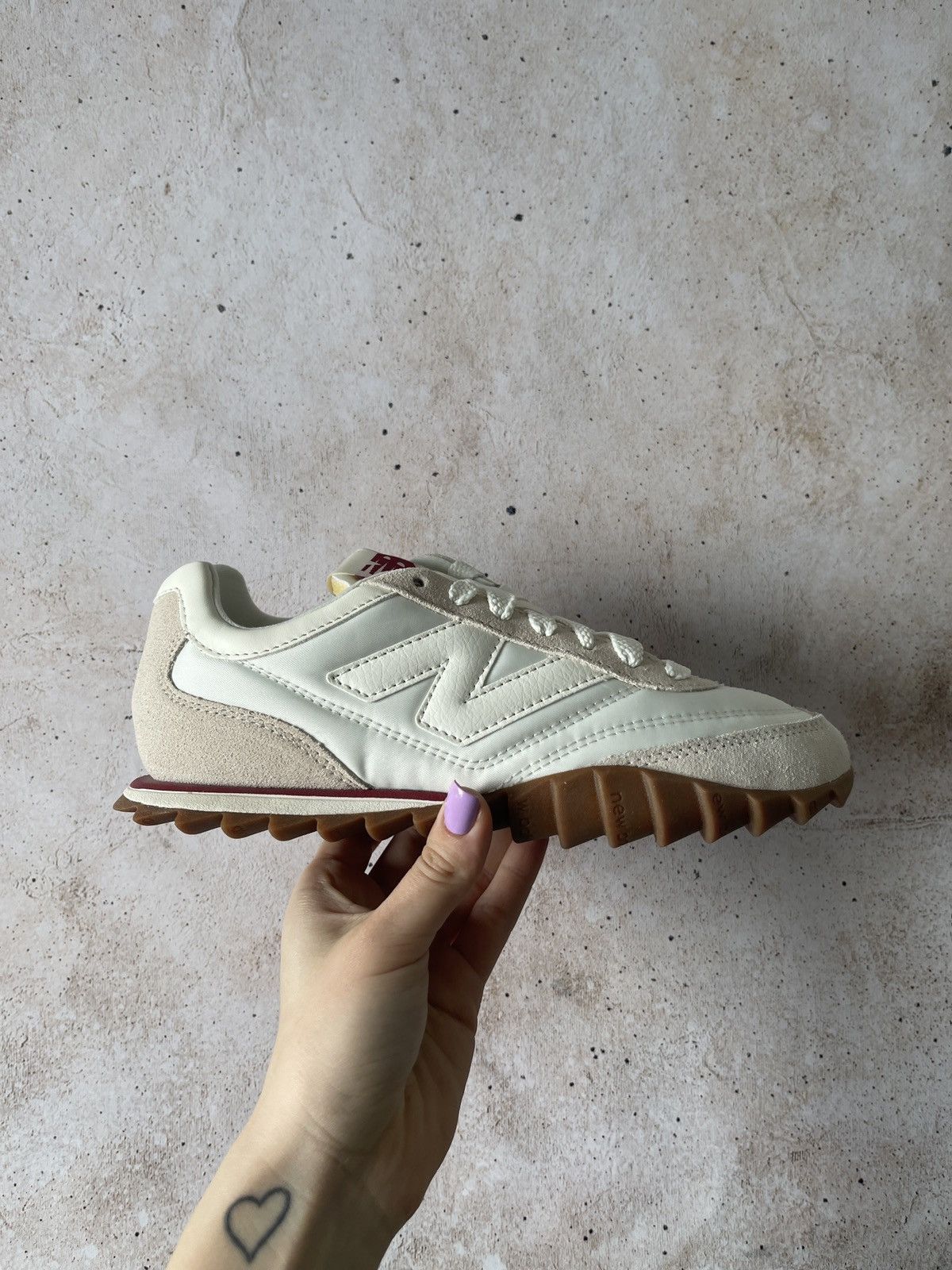 New Balance New Balance RC30 Moonbeam Gum Size US 4.5 / IT 34.5 - 1 Thumbnail