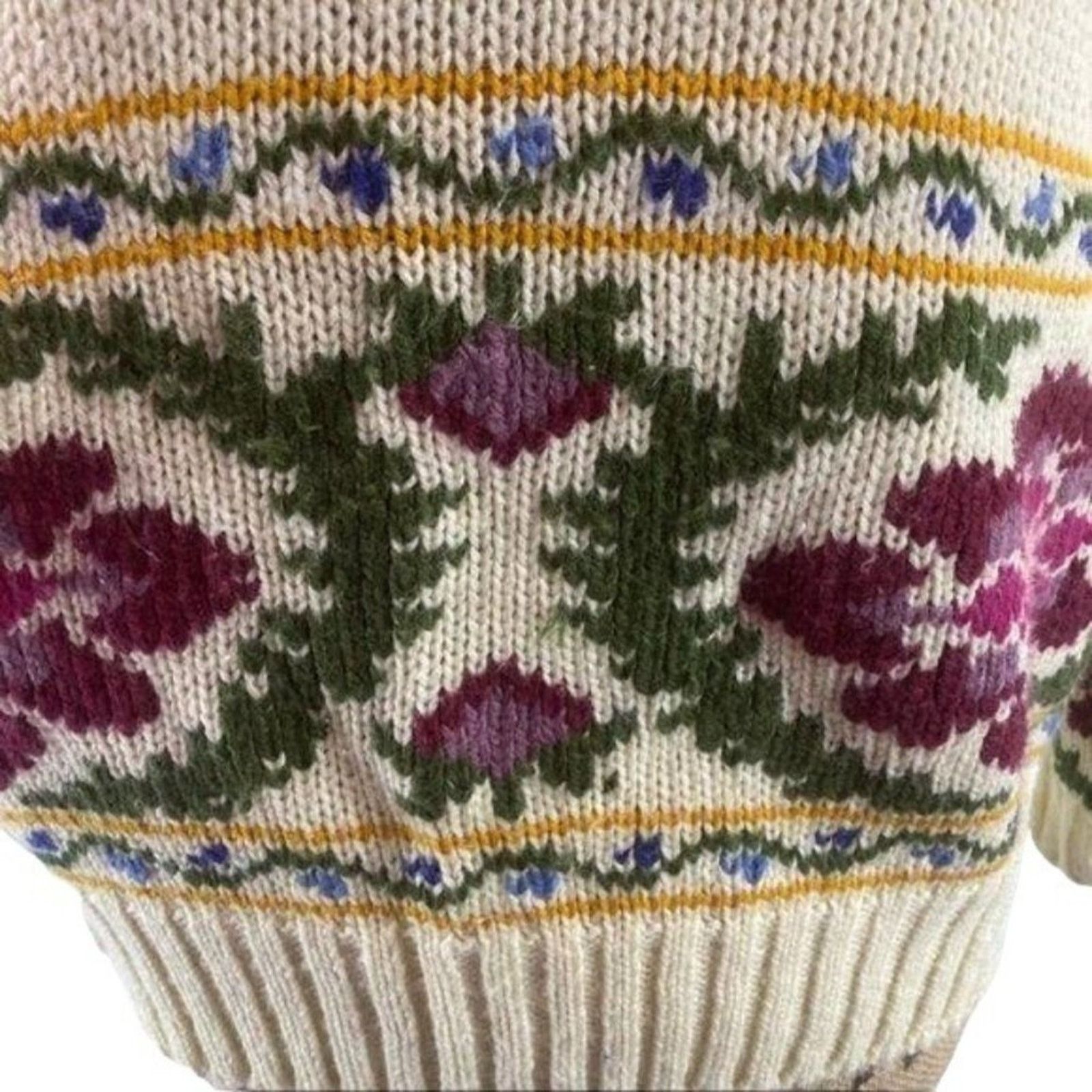 Worthington Vintage Worthington Womens Sweater Floral Cream Medium Size M / US 6-8 / IT 42-44 - 2 Thumbnail
