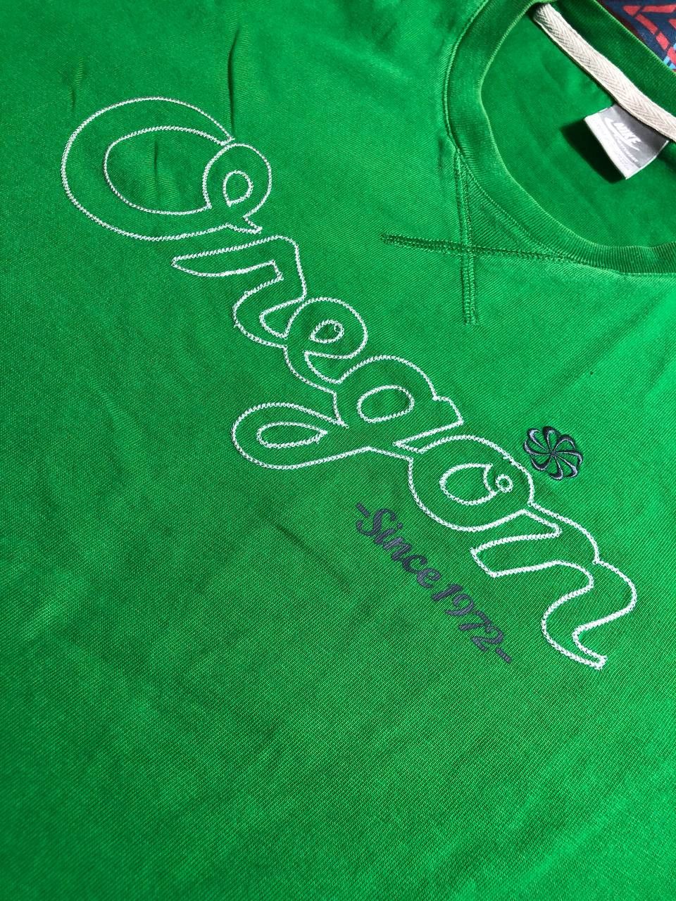 Nike × Vintage 90s Nike Central Swoosh Vintage Y2K Oversized Retro T-Shirt Size US L / EU 52-54 / 3 - 8 Thumbnail