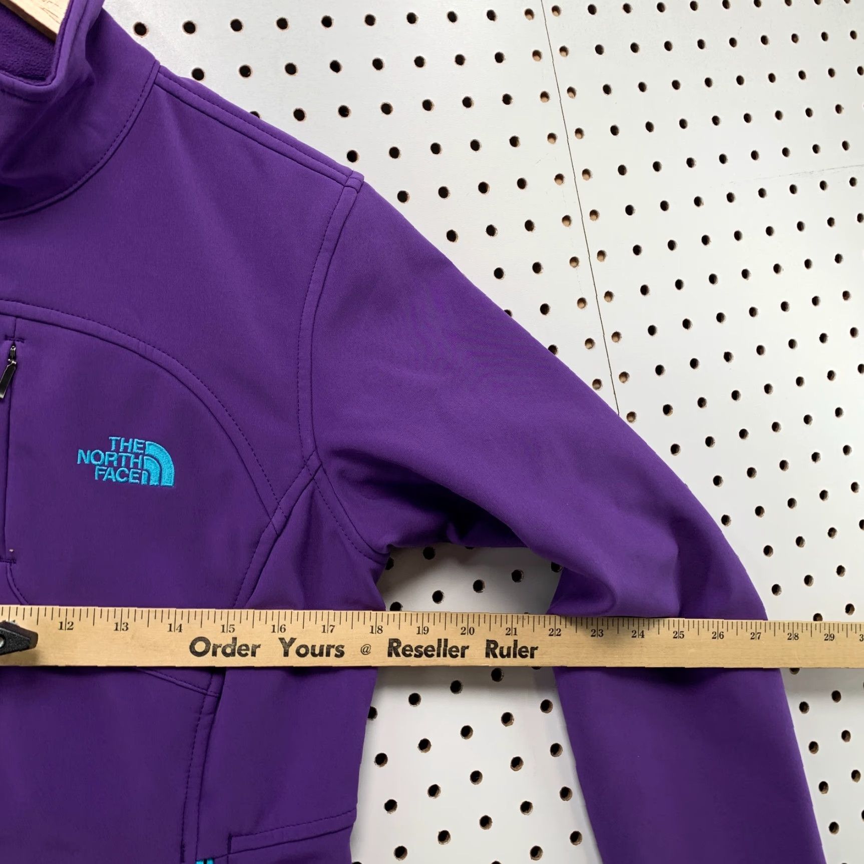 The North Face VINTAGE The North Face Windwall Jacket Womens M Purple Embroidered Zip Exterior Windbreaker Size M / US 6-8 / IT 42-44 - 4 Thumbnail