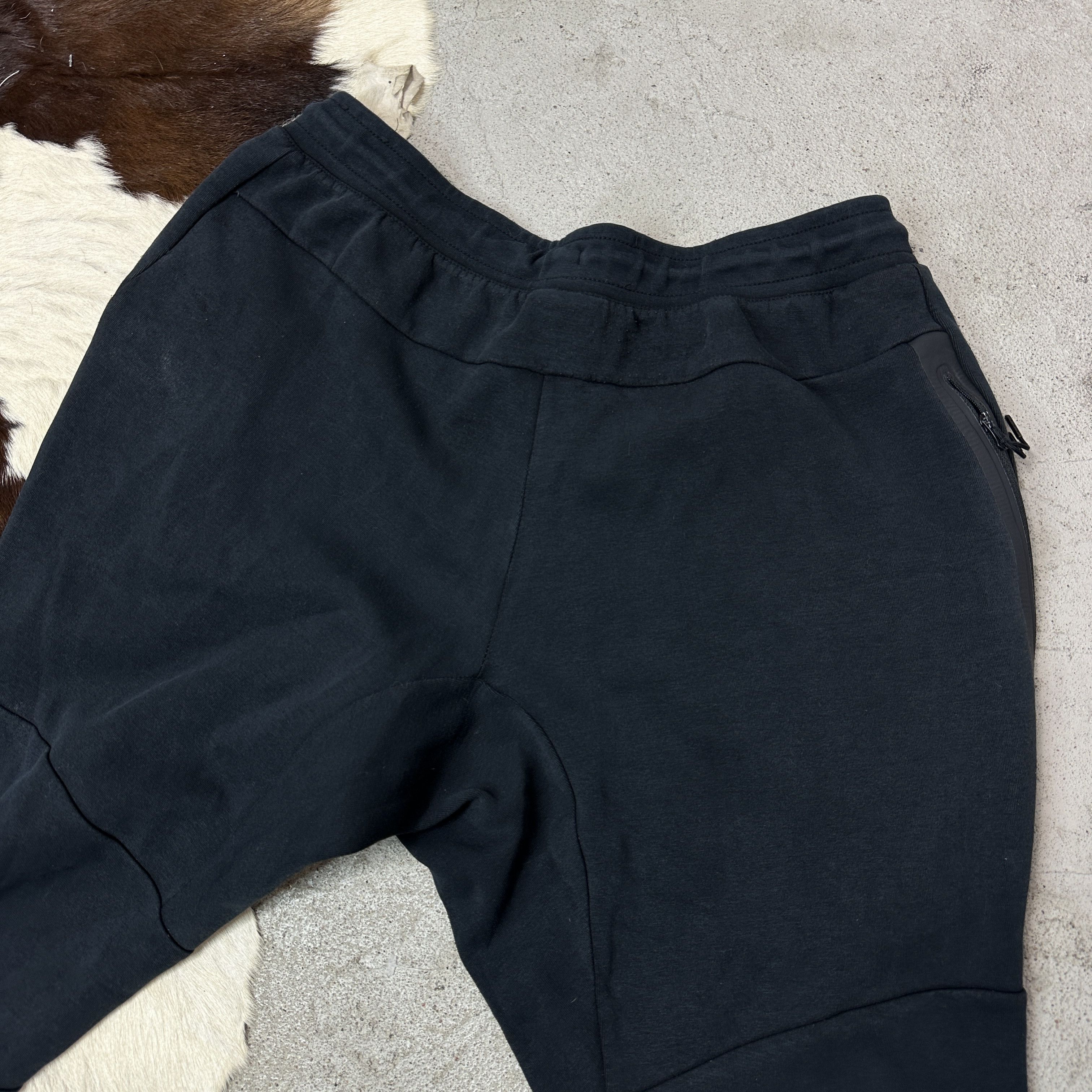 Nike Vintage Streetwear Sporty Nike Techfleece Sweatpants Y2K Size US 37 - 6 Thumbnail