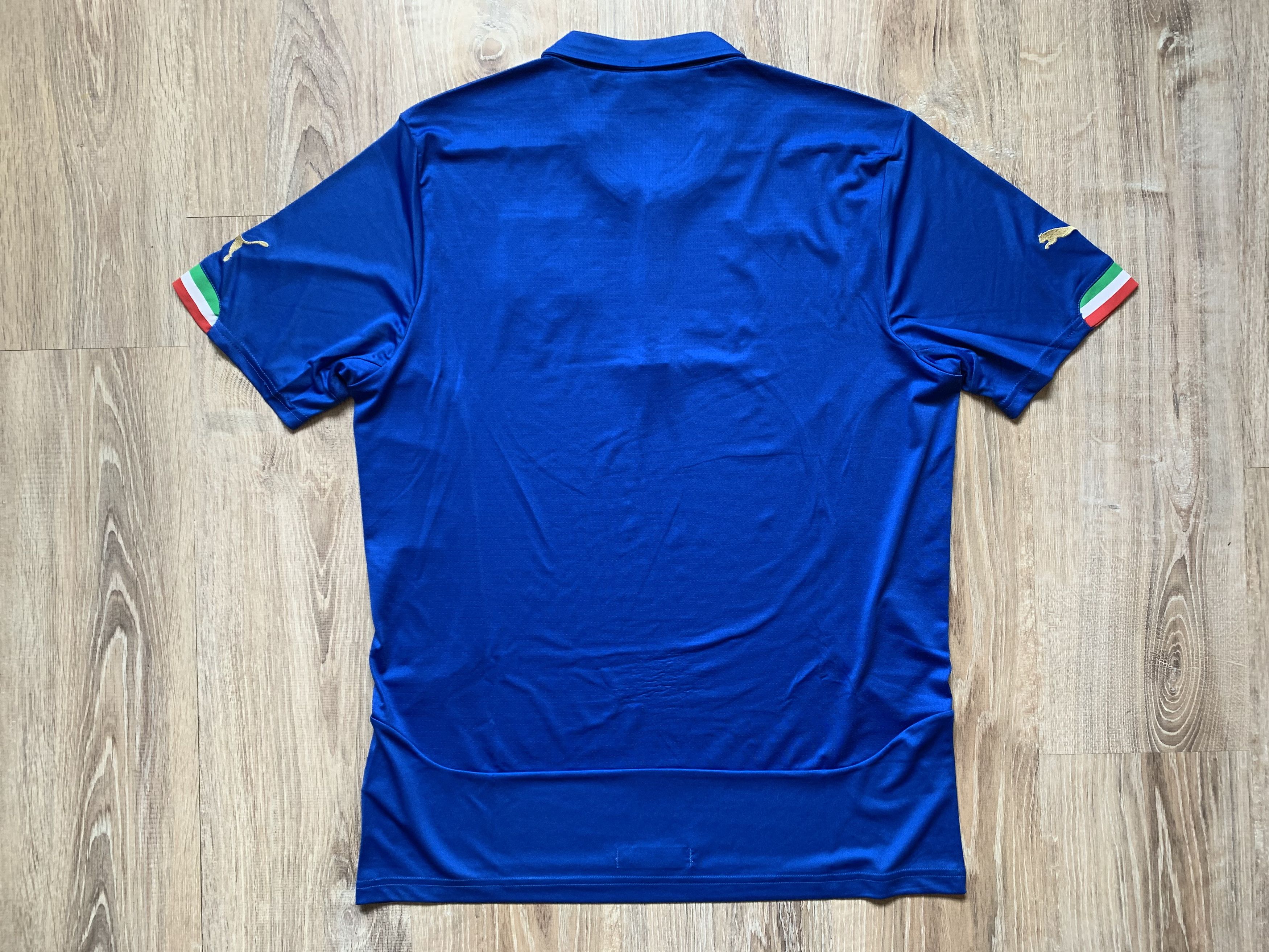 Puma × Vintage Vintage Puma Italy Home Football Shirt 2014-2015 Size US XL / EU 56 / 4 - 2 Thumbnail