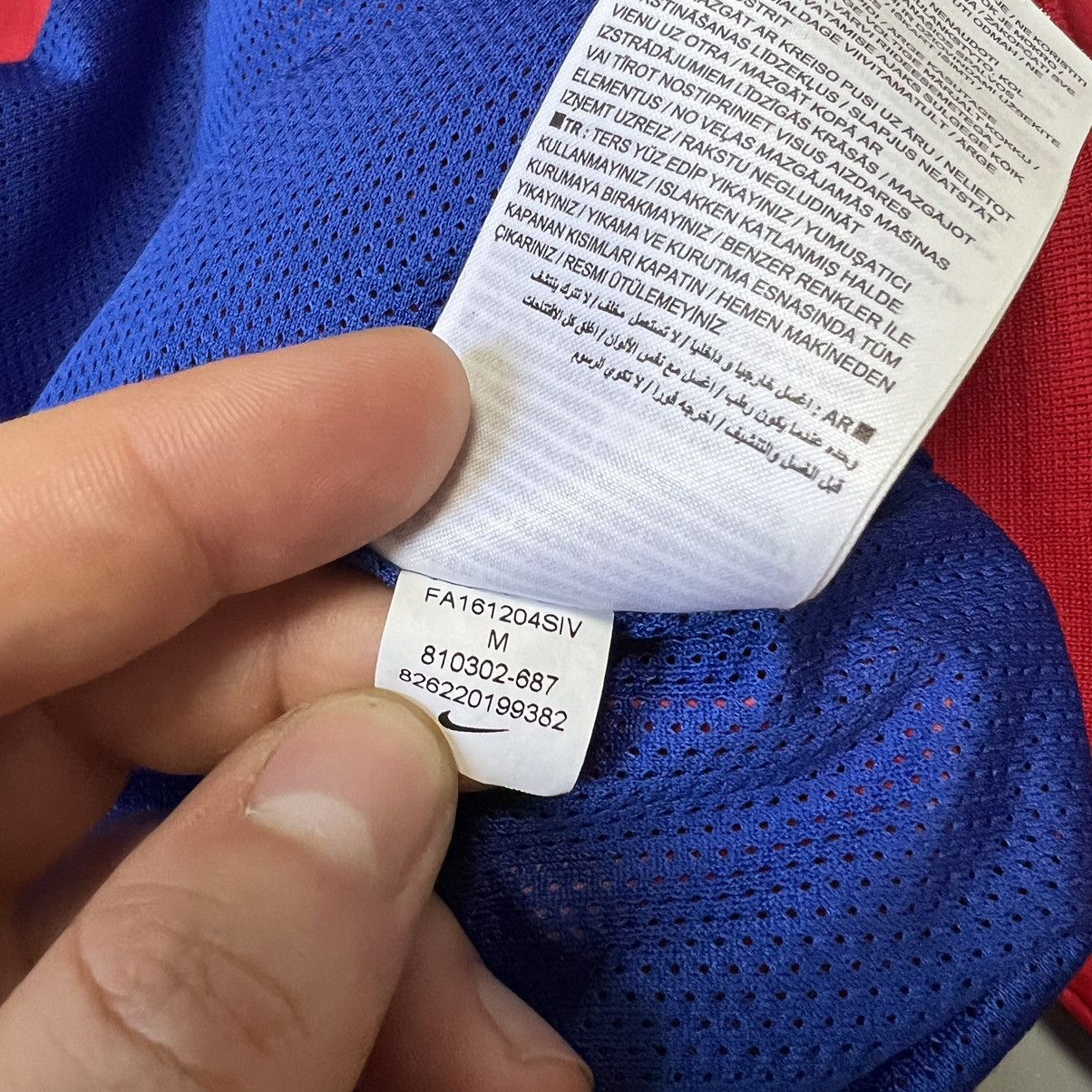 Nike × Vintage Nike F.C Barcelona vintage track zip jacket windbreaker Size US M / EU 48-50 / 2 - 12 Thumbnail
