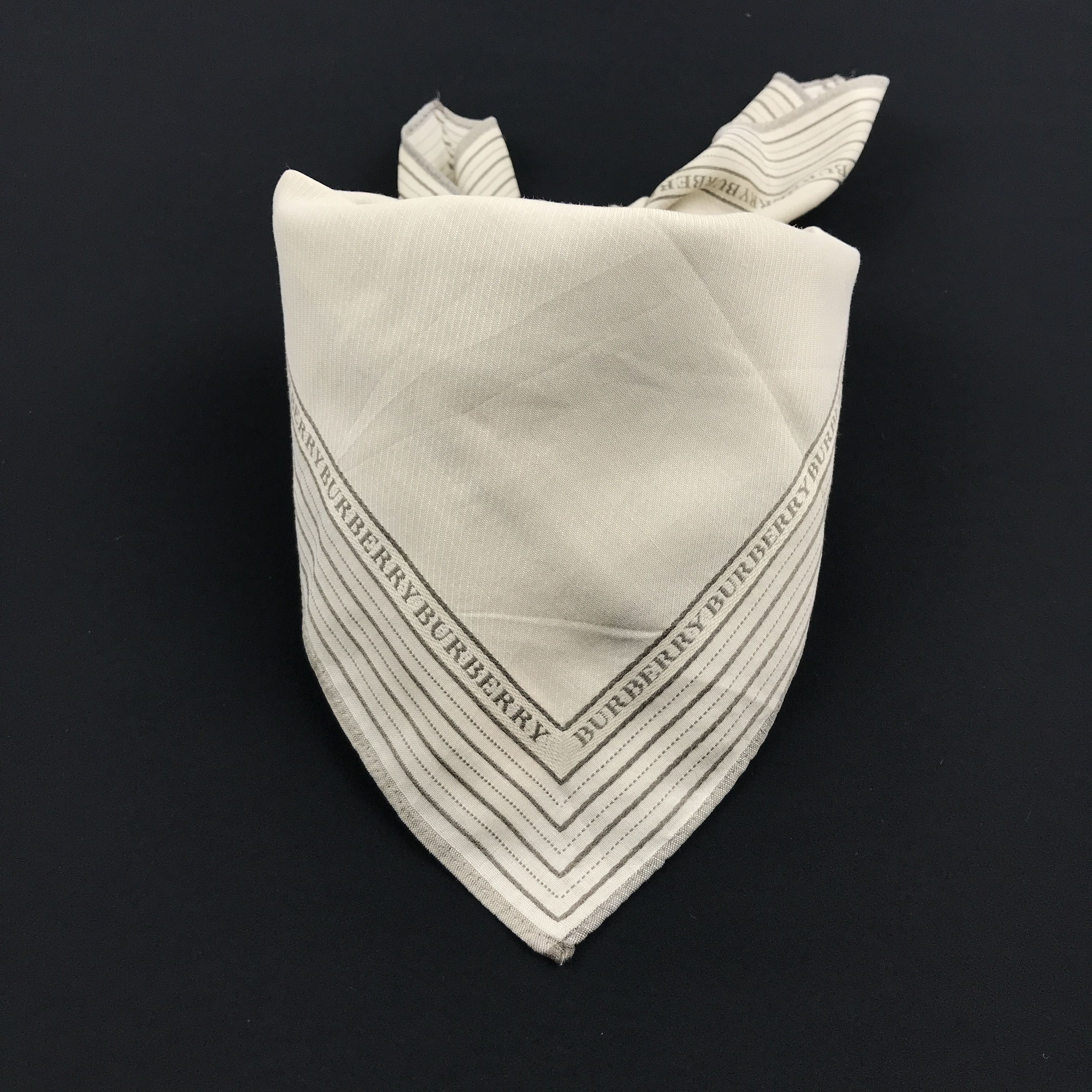 Burberry × Vintage Vintage Burberry Bandana Neckerchief Handkerchief Size ONE SIZE - 1 Thumbnail