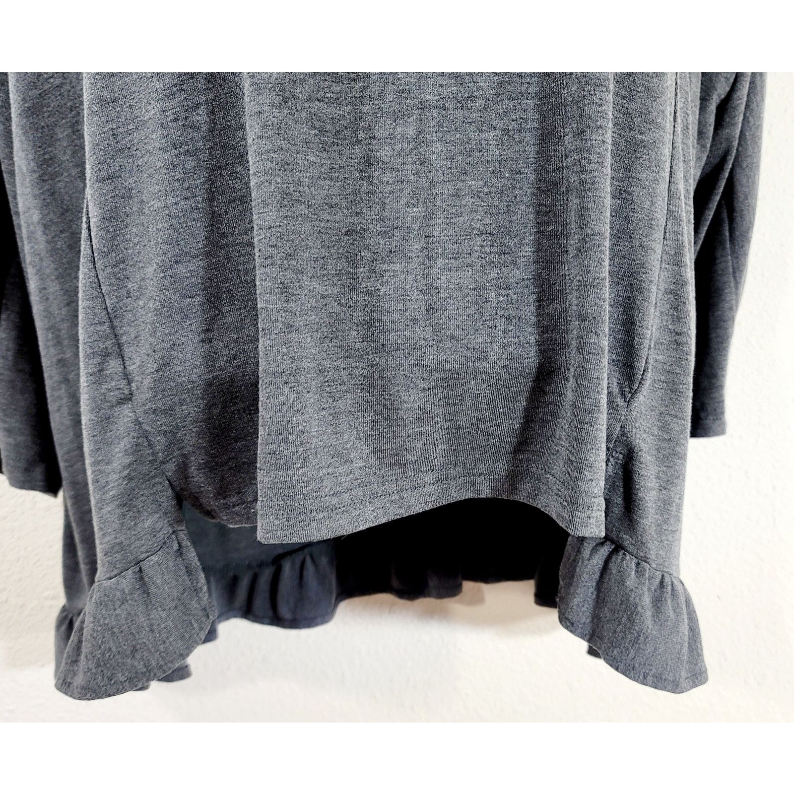 Other Love Charcoal Heathered Hi Low Ruffled Top S/M Lightweight Size M / US 6-8 / IT 42-44 - 2 Thumbnail