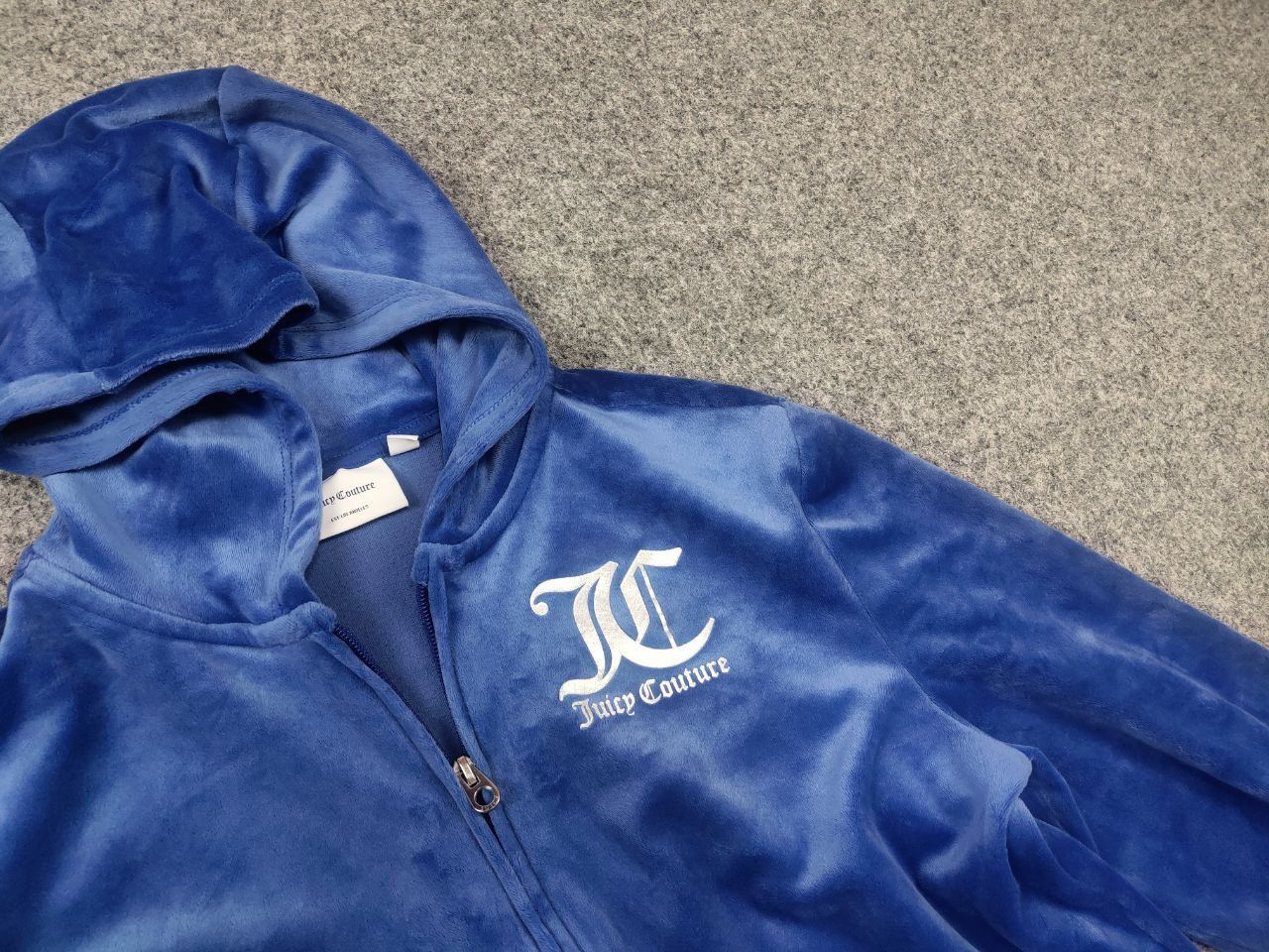 Juicy Couture Juicy Couture Blue Graphic velour zip Hoodie Vintage Y2k Size XL / US 12-14 / IT 48-50 - 5 Thumbnail