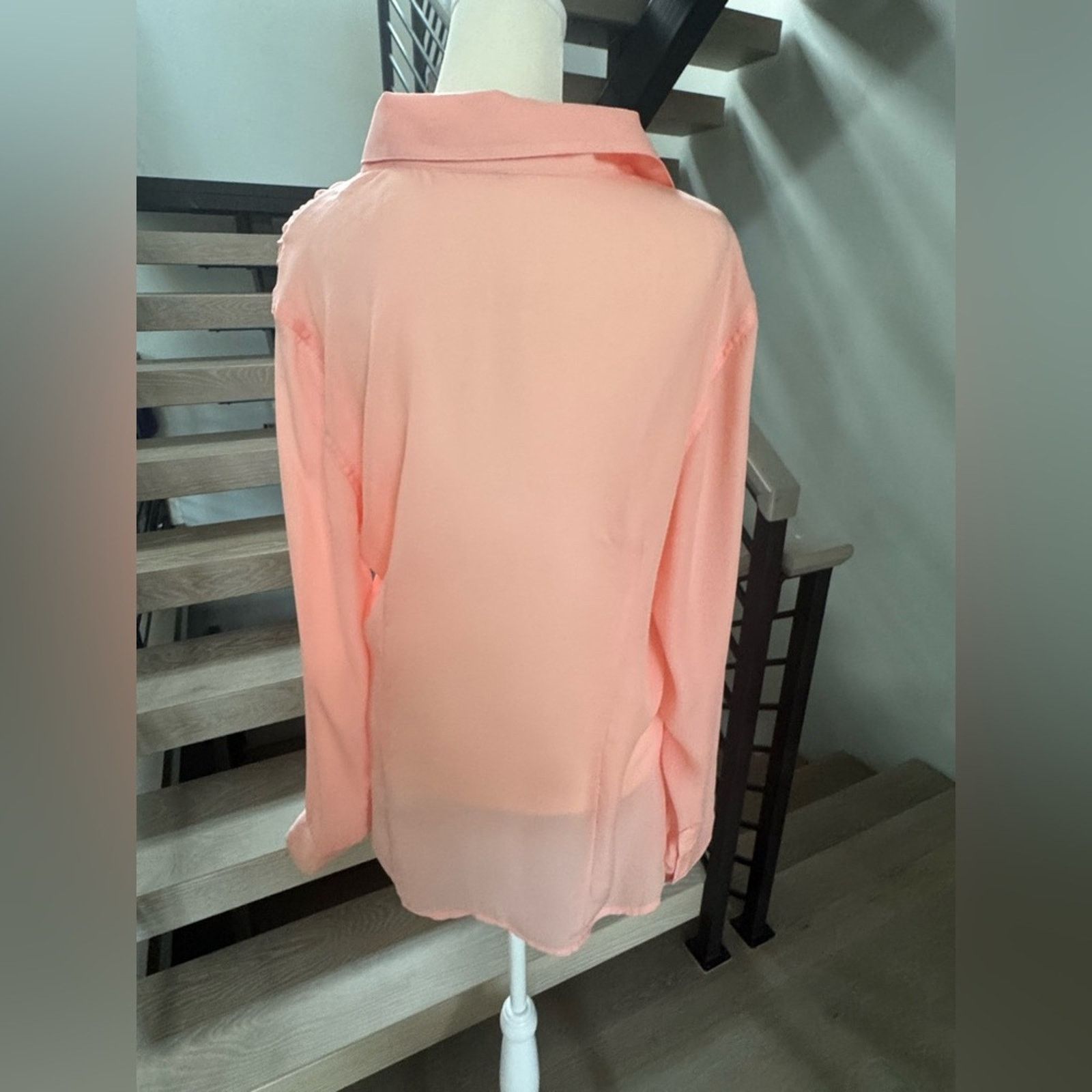 Guess Guess Y2K Coral Button-Down Shirt for Women size S Size S / US 4 / IT 40 - 5 Thumbnail