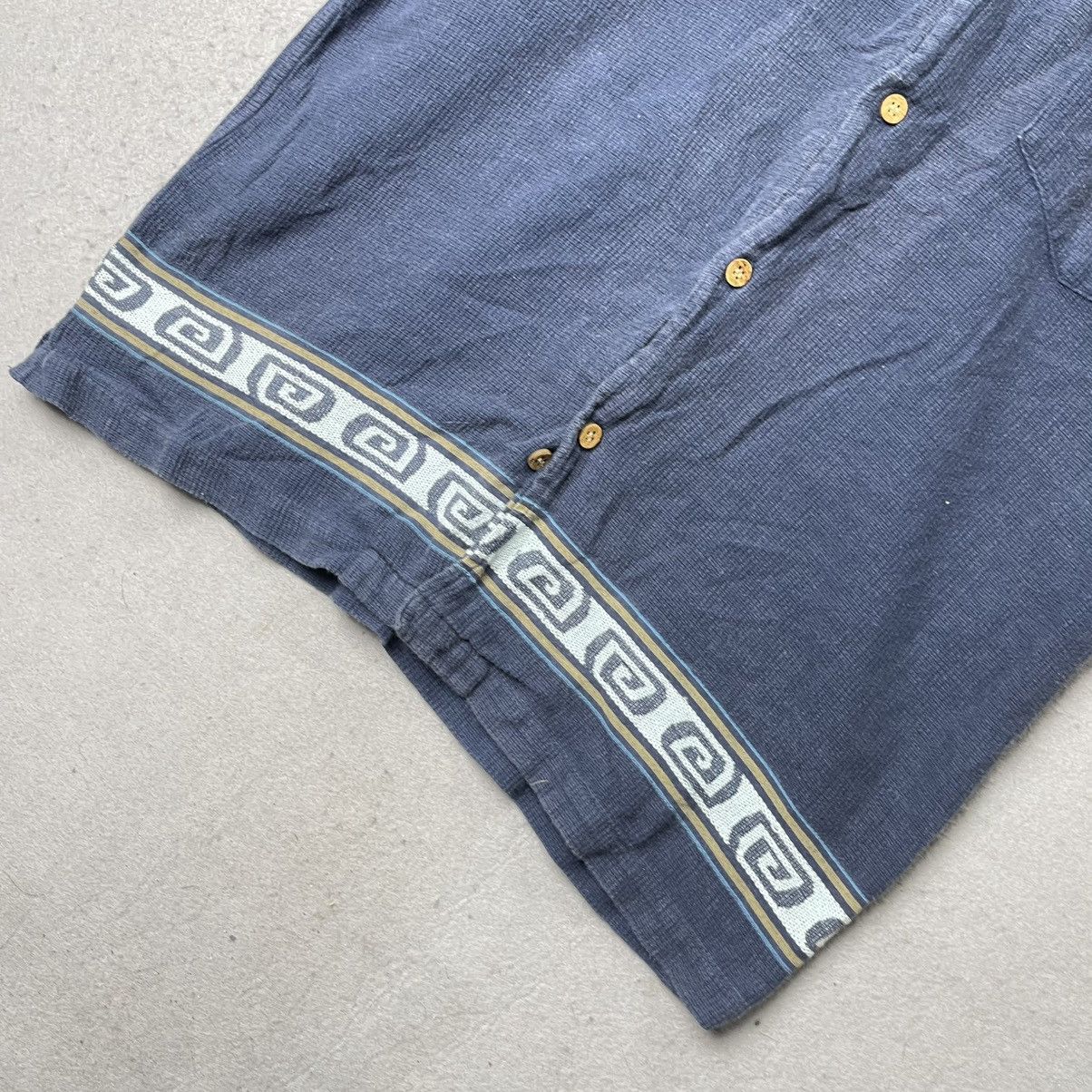 Gotcha Vintage Gotcha Textured Button-Up Surf Shirt Size US M / EU 48-50 / 2 - 6 Thumbnail