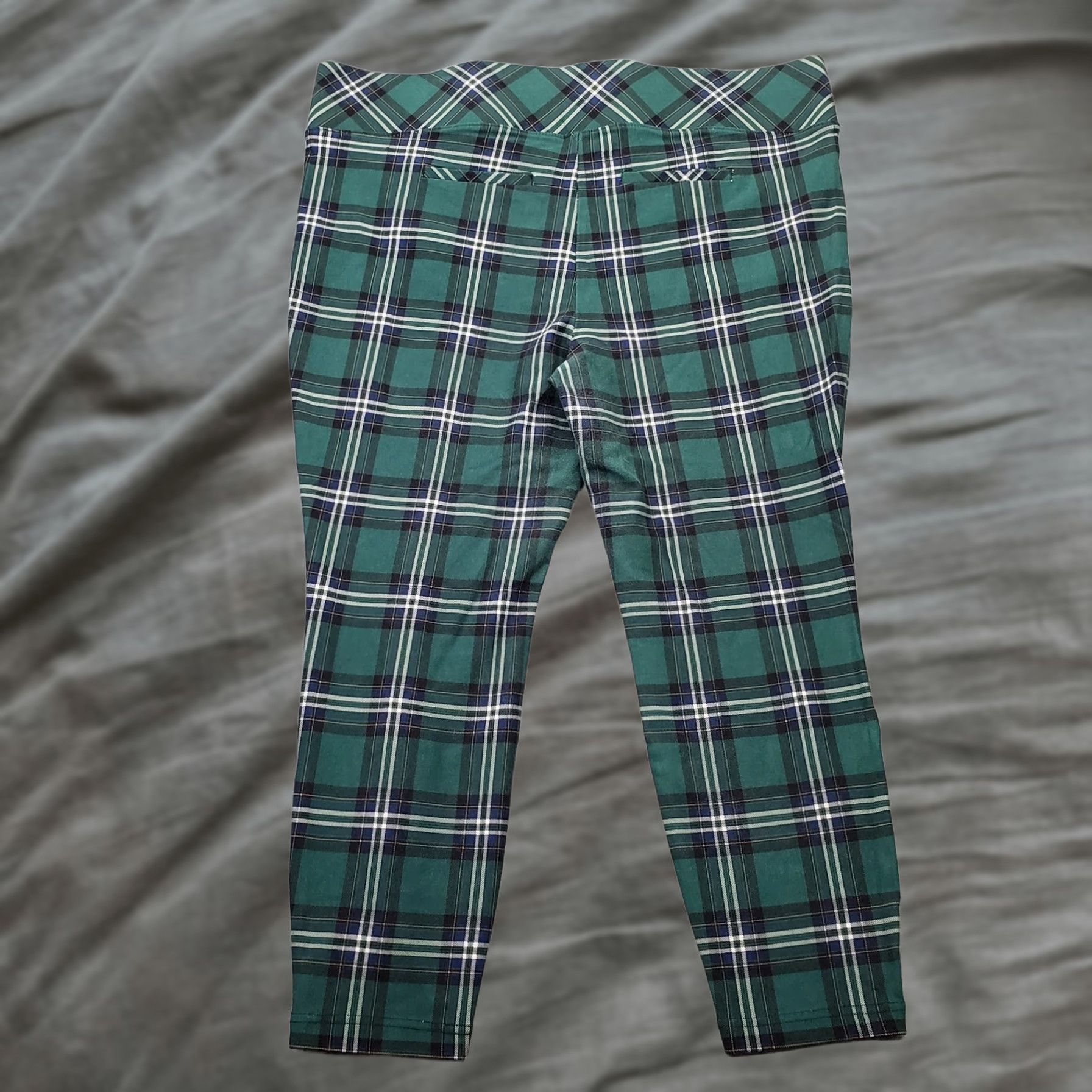 Torrid Torrid Pixie Pants Womens 3R Multi Plaid Stretch Skinny Leg High Waist Pull-On Pants Size 26" / US 2 / IT 38 - 1 Thumbnail