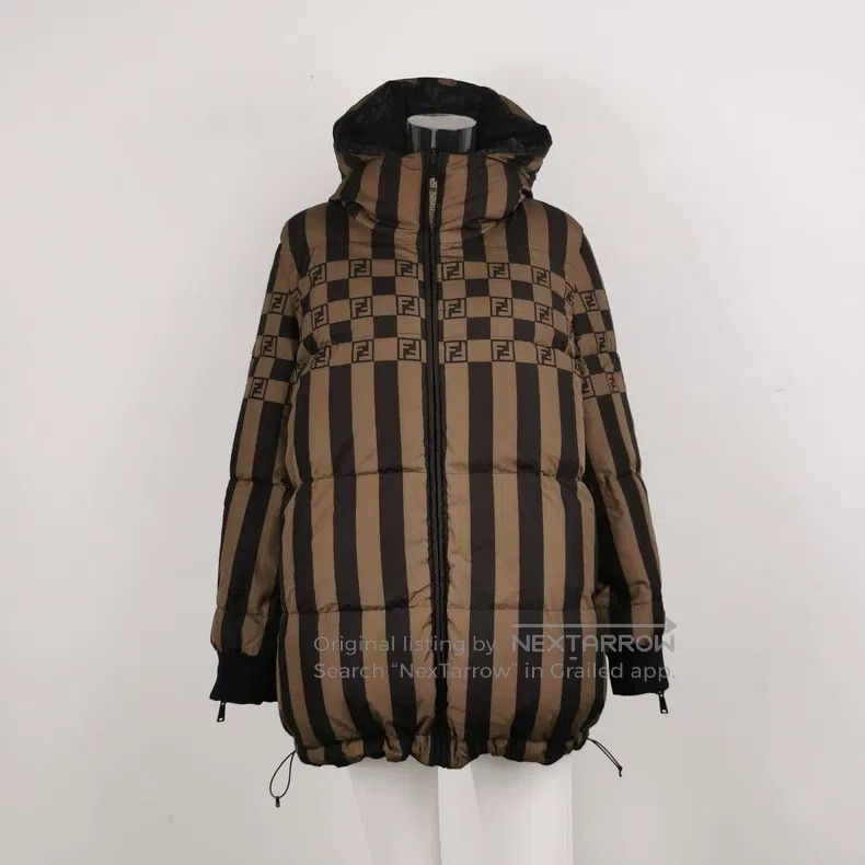 Fendi Fendi Dark Pattern Monogram Embossed Reversible Down Jacke Size S / US 4 / IT 40 - 3 Thumbnail
