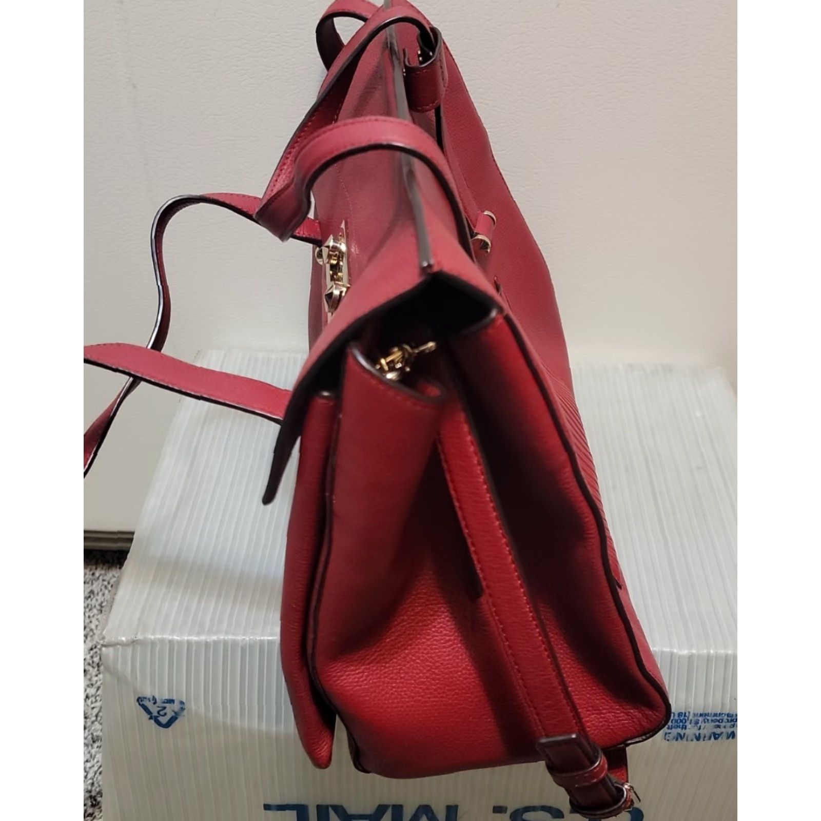 Henri Bendel Henri Bendel Red Leather New York Purse Tote Bag Womens Large Pebbled Leather Zip Bag 11x12x5 Size ONE SIZE - 6 Thumbnail