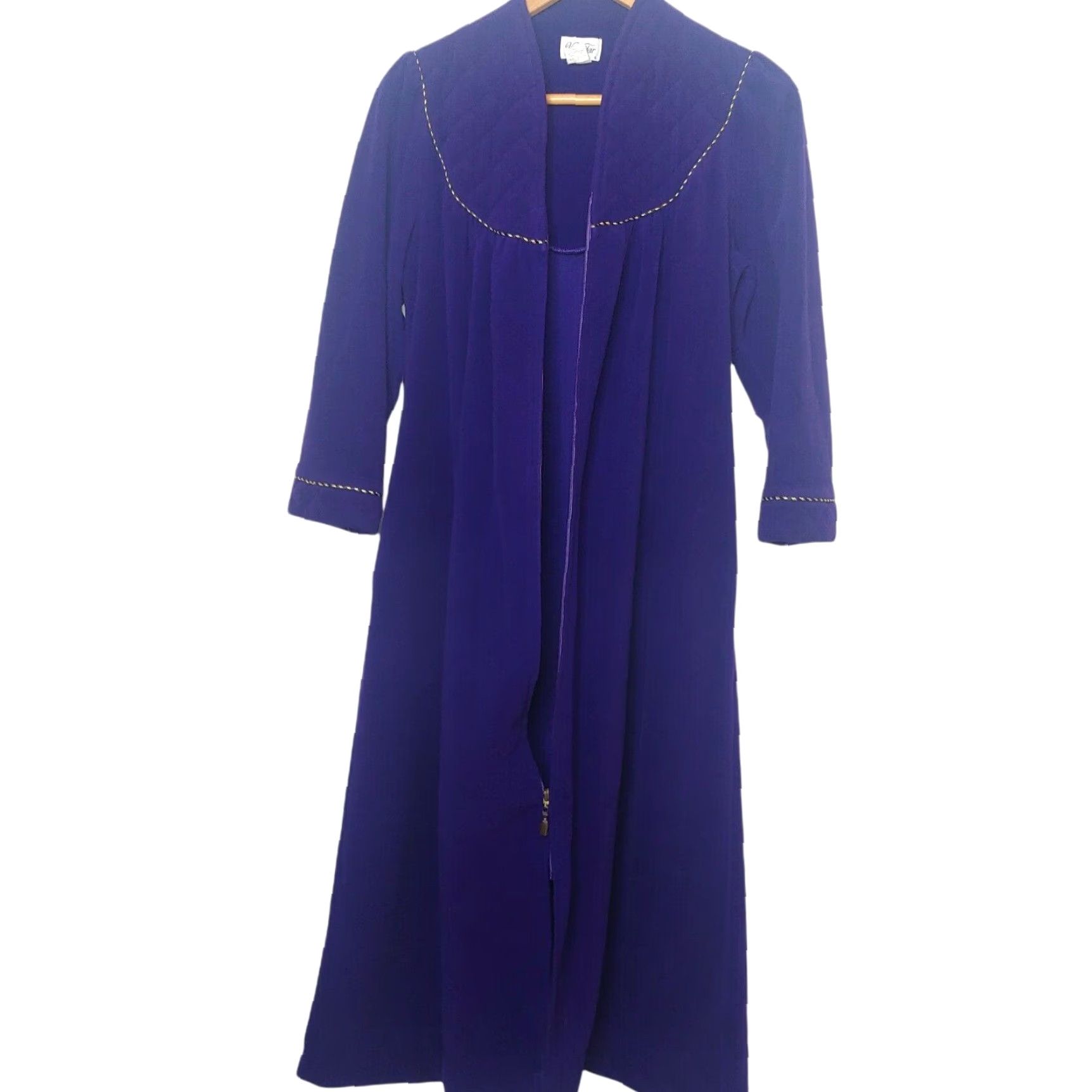 Vintage VINTAGE Vanity Fair Robe Small Long Zip Purple Velour Gold Quilted Loungewear Size ONE SIZE - 3 Thumbnail