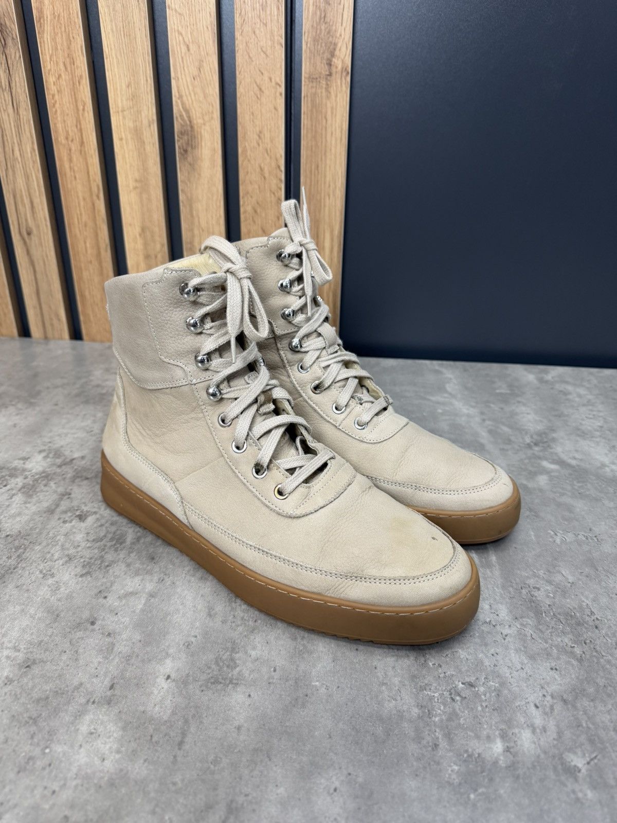 Filling Pieces Filling Pieces Beige Leather High Top Sneakers Size 43 Size US 10 / EU 43 - 1 Thumbnail