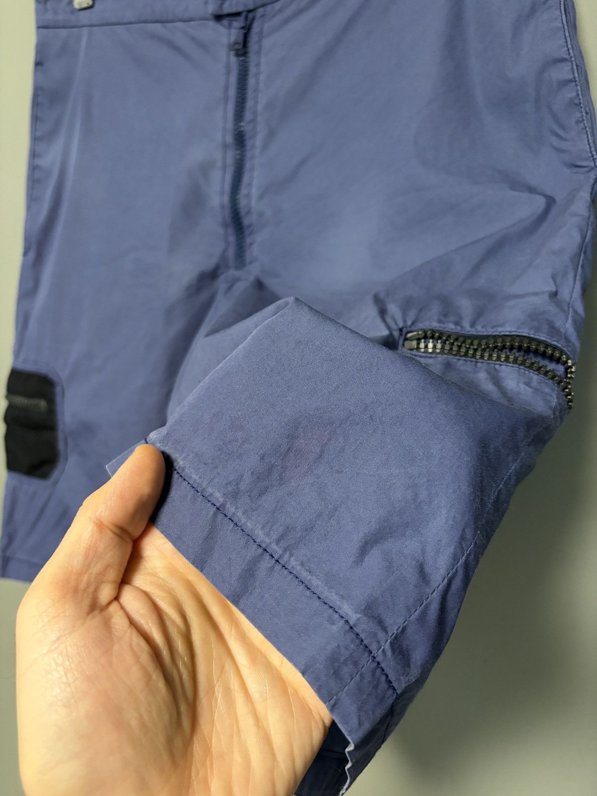 Prada Prada Blue Nylon Light Cargo Shorts Size US 30 / EU 46 - 13 Thumbnail
