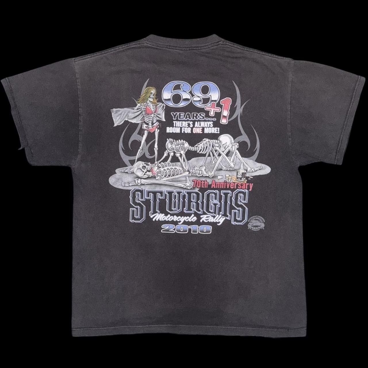 Harley Davidson 2010 Sturgis Biker Rally 69 + 1 Skeleton Threesome Funny Tee Size US L / EU 52-54 / 3 - 3 Thumbnail