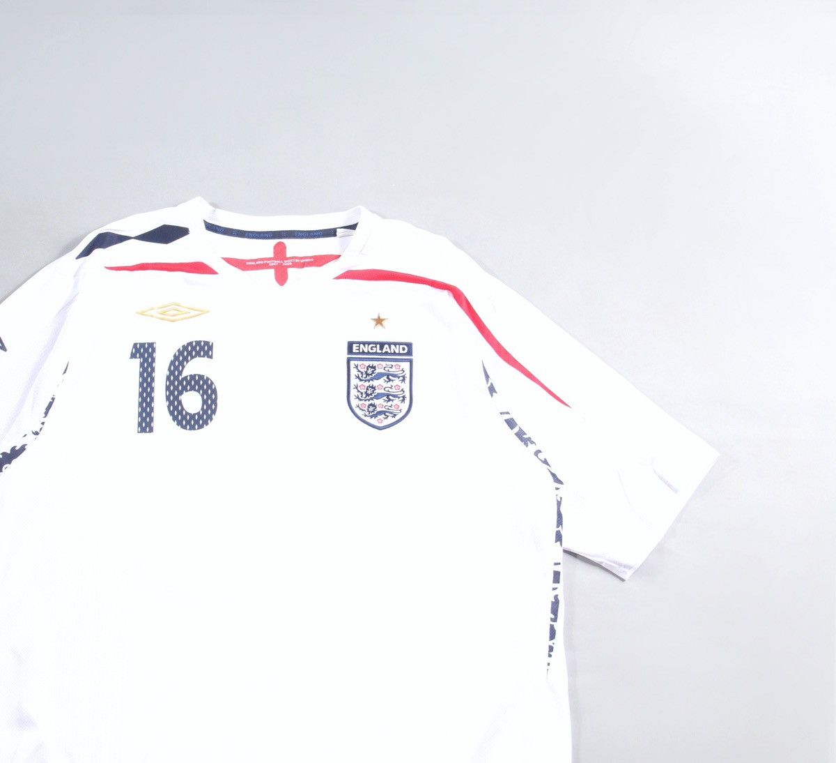 Umbro Umbro x England Vintage Soccer Football Jersey Tee Shirt XL Size US XL / EU 56 / 4 - 2 Thumbnail