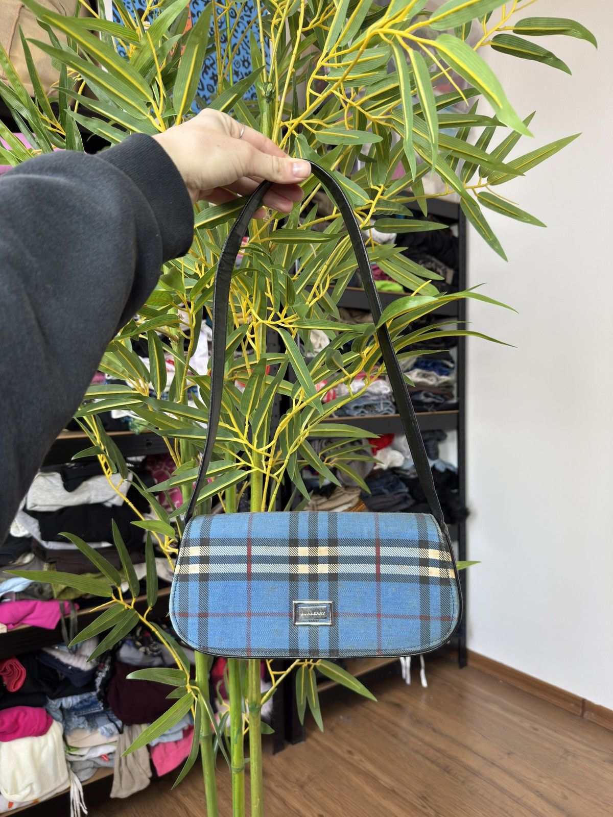 Burberry × Vintage VINTAGE BURBERRY NOVA CHECK 2000s MINI BAGUETTE BAG Size ONE SIZE - 2 Thumbnail