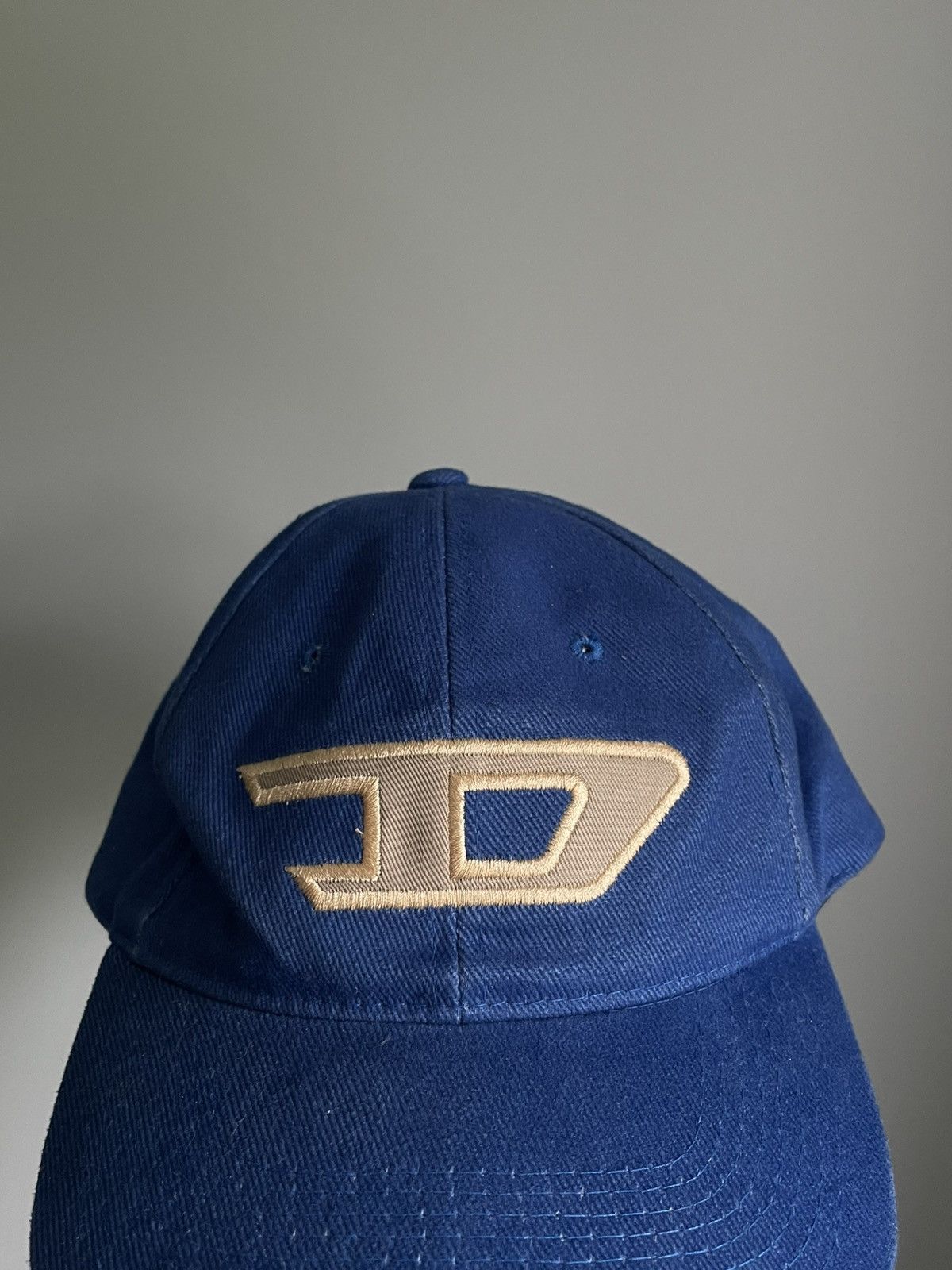 Vintage Vintage Diesel Big Logo Y2K Cap Size ONE SIZE - 4 Thumbnail