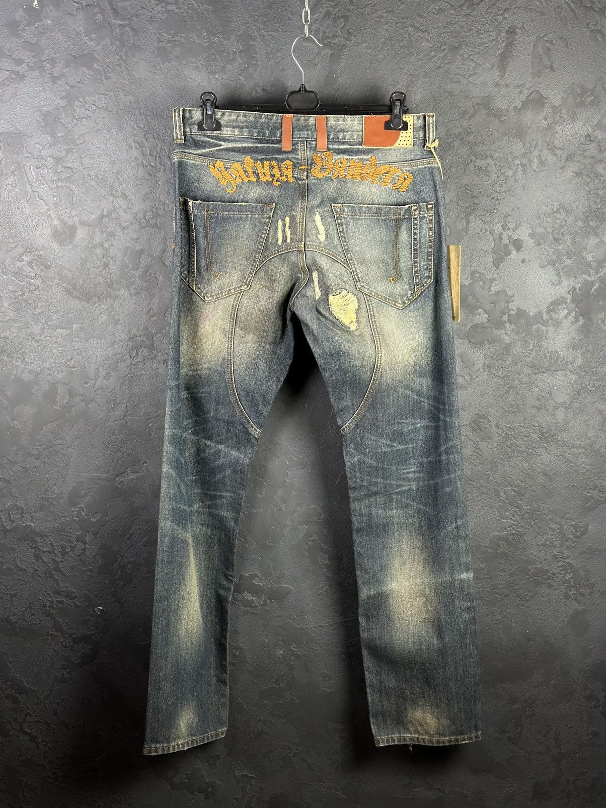 Designer × Japanese Brand CRAZY YAKUZA FADE JEANS Y2K If Six Was Nine Style Size US 33 - 2 Thumbnail