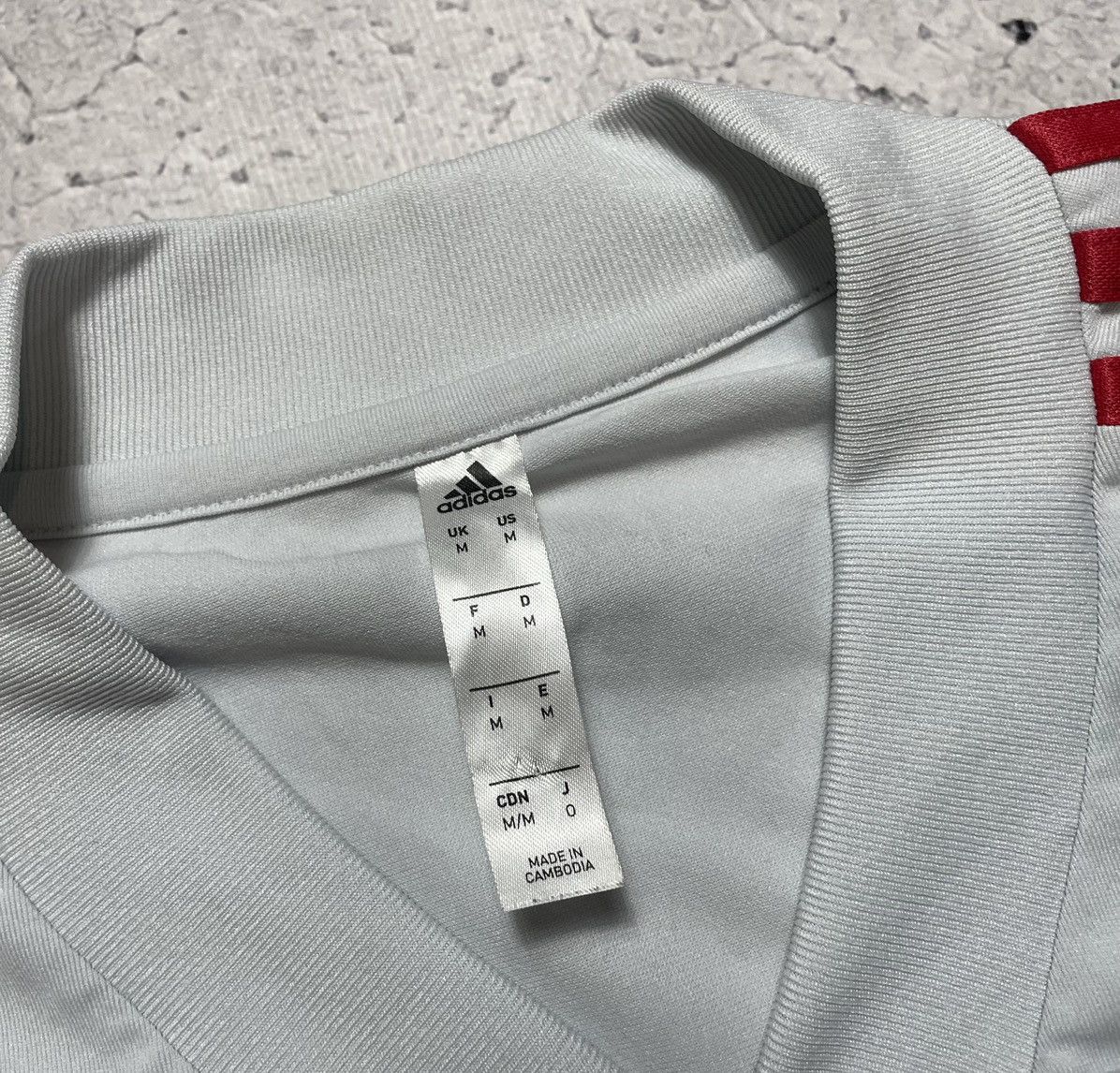 Adidas Vintage Adidas Manchester United Football Track Sweatshirt Size US M / EU 48-50 / 2 - 8 Thumbnail