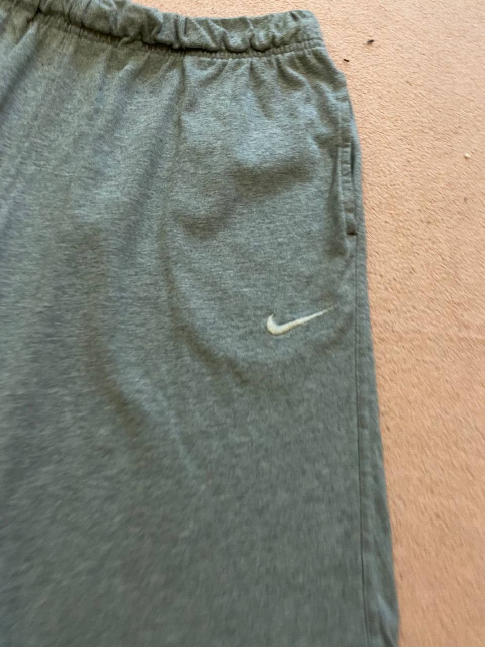 Nike Y2K Vintage Nike shorts logo gray Size US 36 / EU 52 - 6 Thumbnail