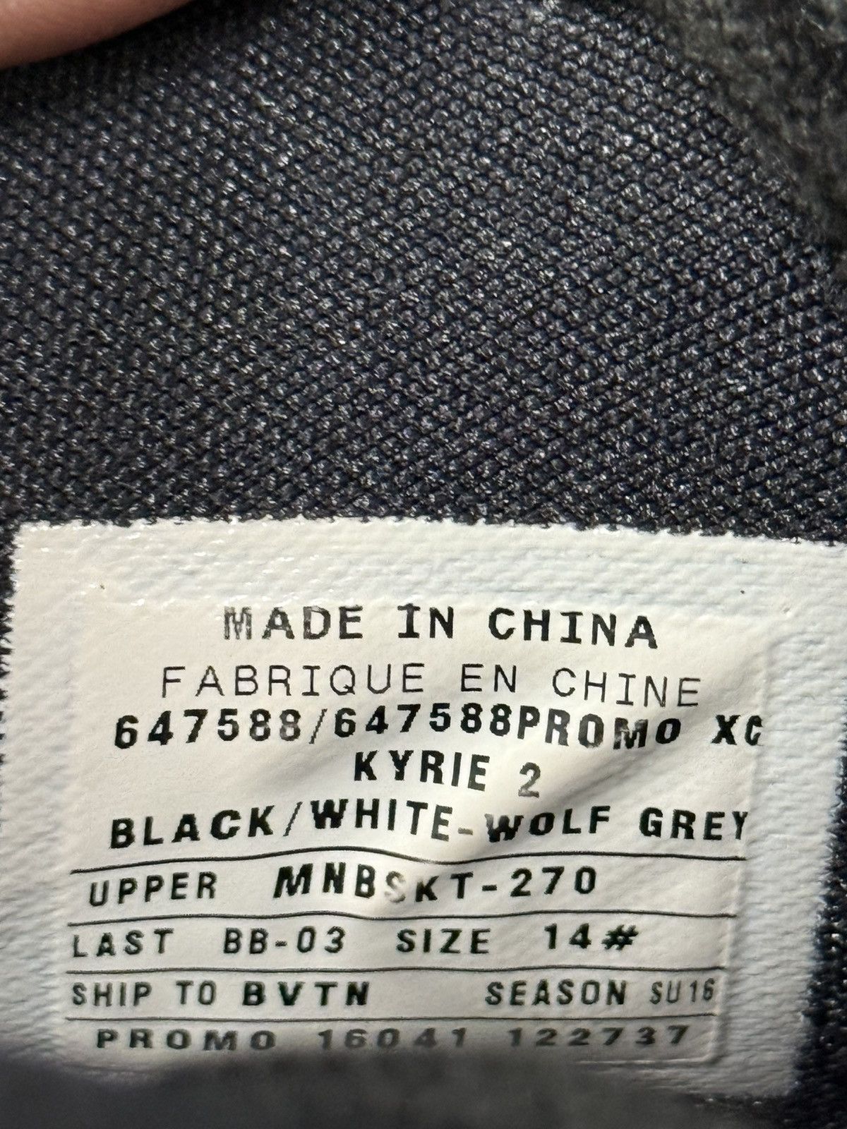 Nike RARE 2016 Nike Kyrie 2 EYBL PE Promo Black White Wolf Grey Size US 14 / EU 47 - 7 Thumbnail