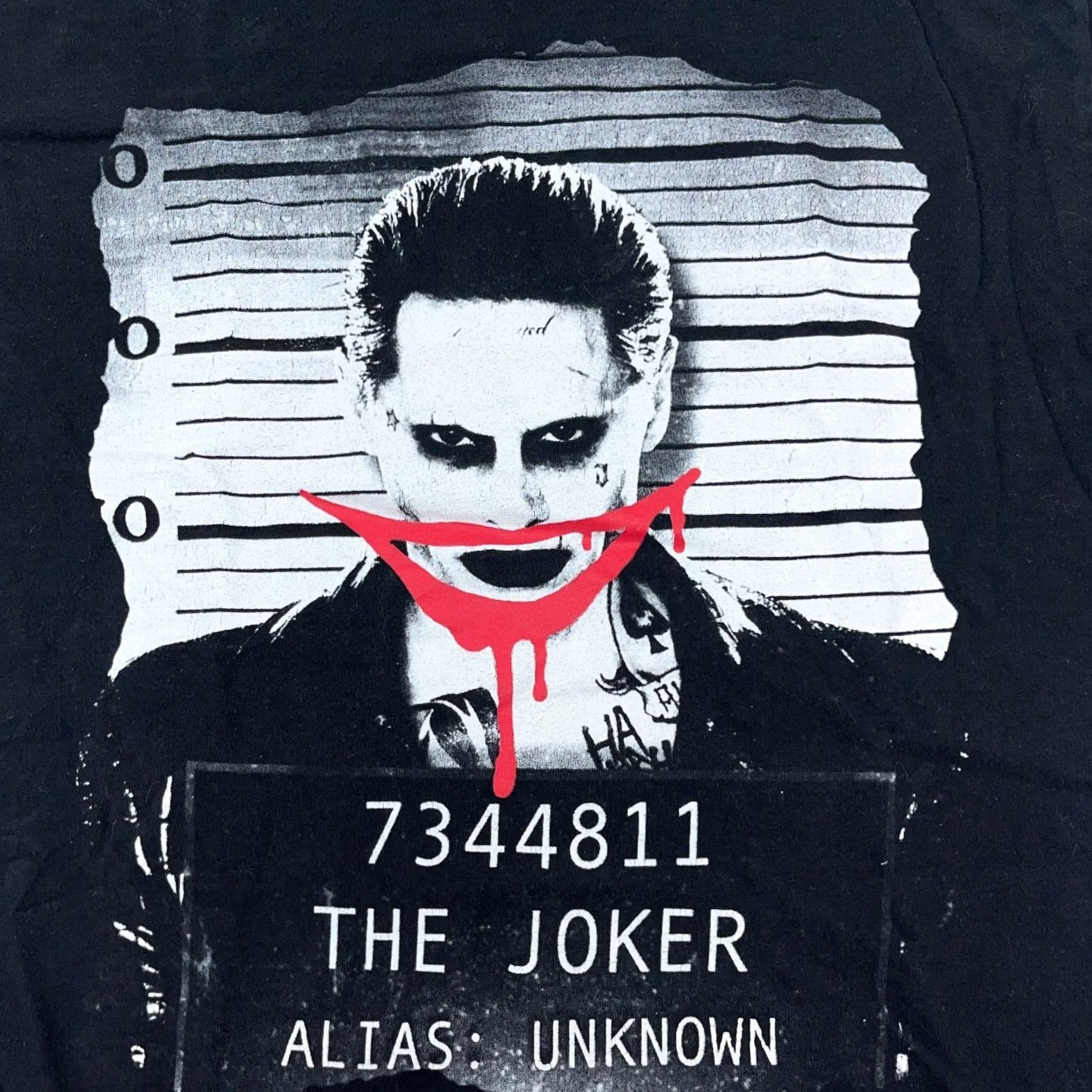 Vintage Suicide Squad Shirt Men M Black Tee DC Comics The Joker Batman Mug Shot Y2K Size US M / EU 48-50 / 2 - 4 Thumbnail