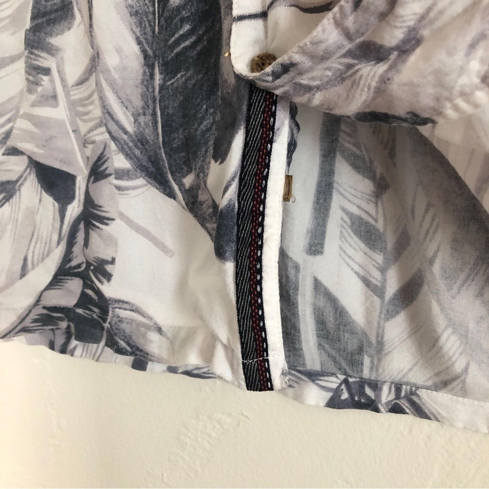 Other Dirty Laundry Men's Casual Button Tropical Viscose Shirt Size US M / EU 48-50 / 2 - 5 Thumbnail