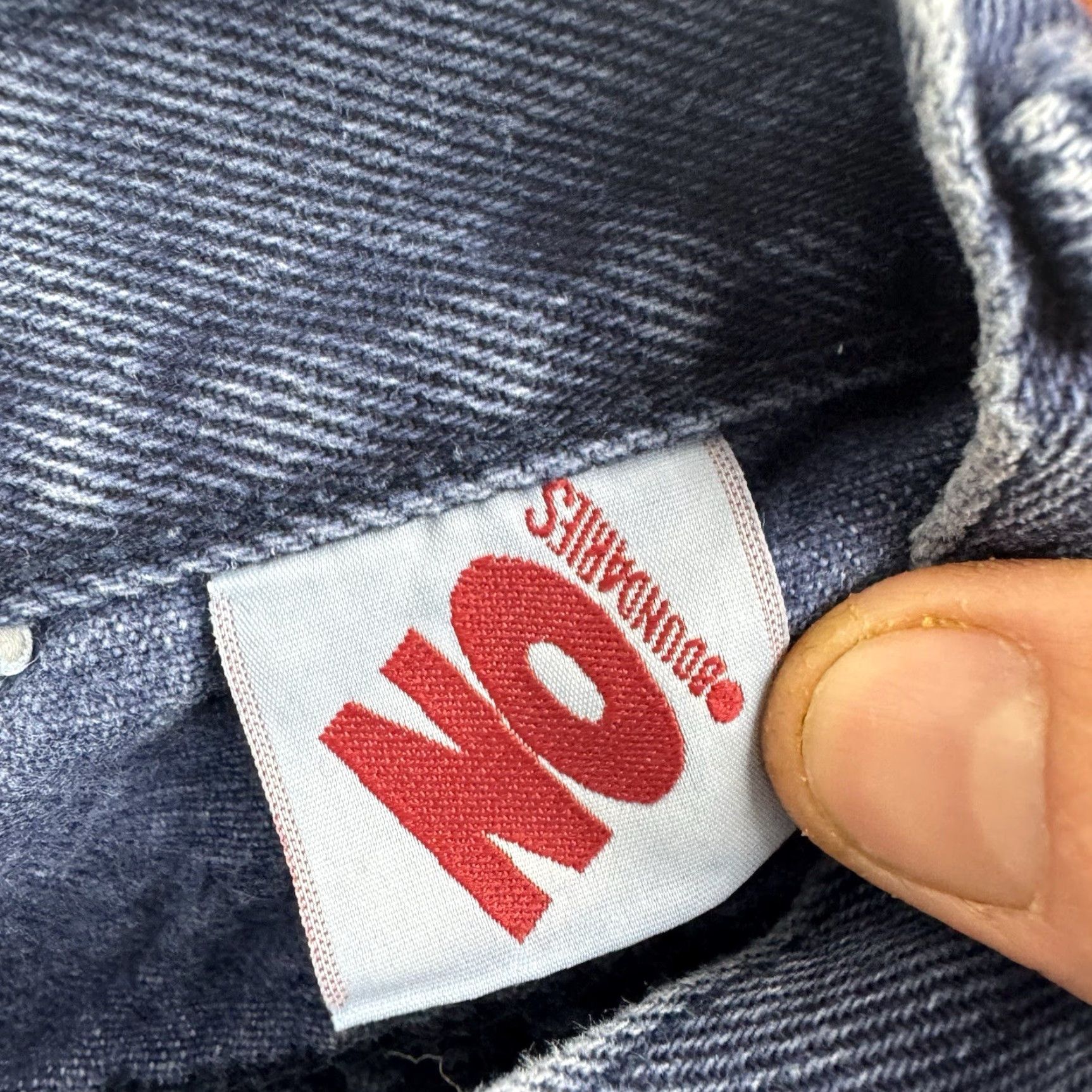 Vintage VINTAGE No Boundaries Jeans Womens 13/14 Blue Mom Jeans High Waist Button Fly 90s 2000s Womens Size 34" / US 12 / IT 48 - 4 Thumbnail
