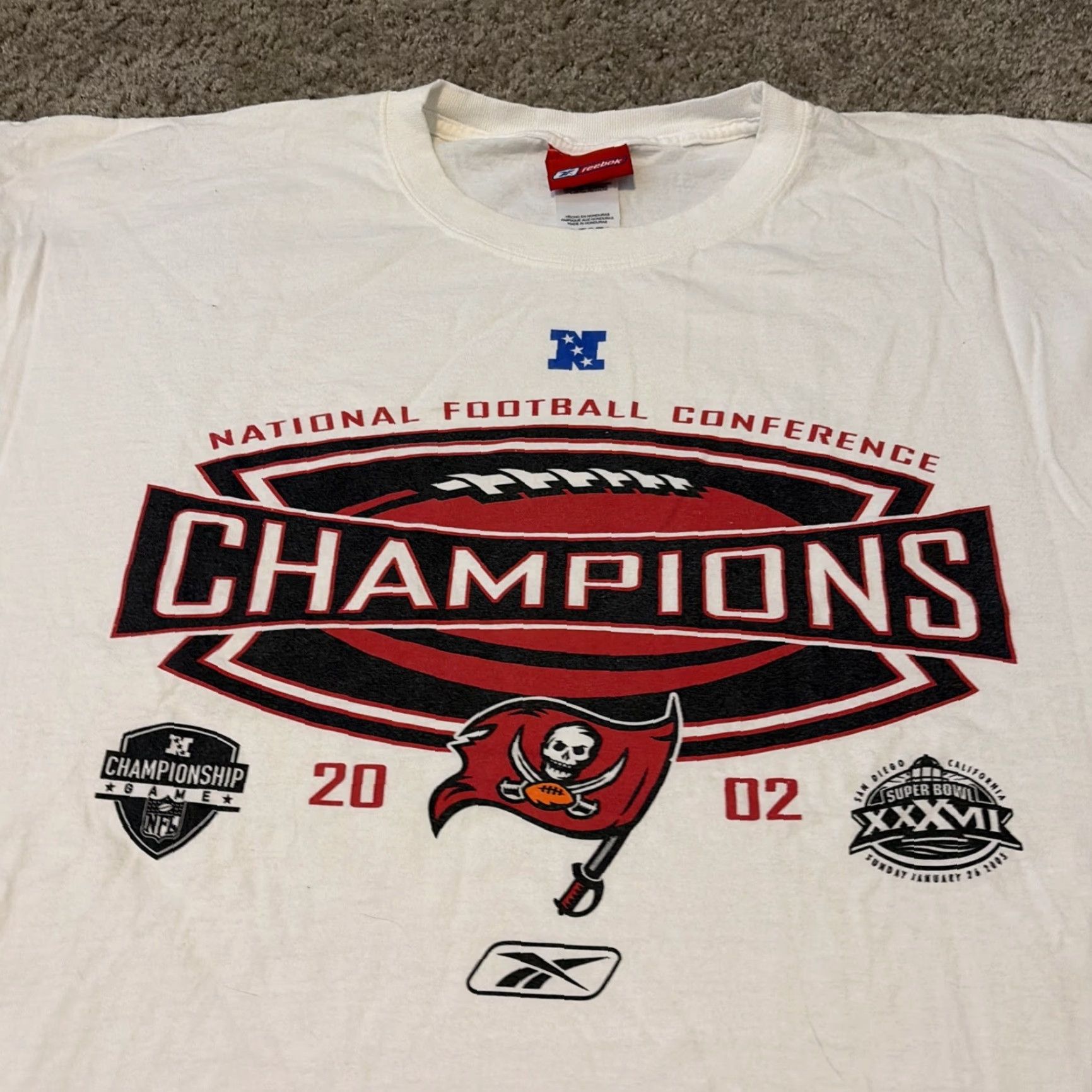 Reebok VINTAGE Tampa Bay Buccaneers 2002 NFC Champions Reebok T-Shirt XL Men Gray NFL Football Size US XL / EU 56 / 4 - 3 Thumbnail