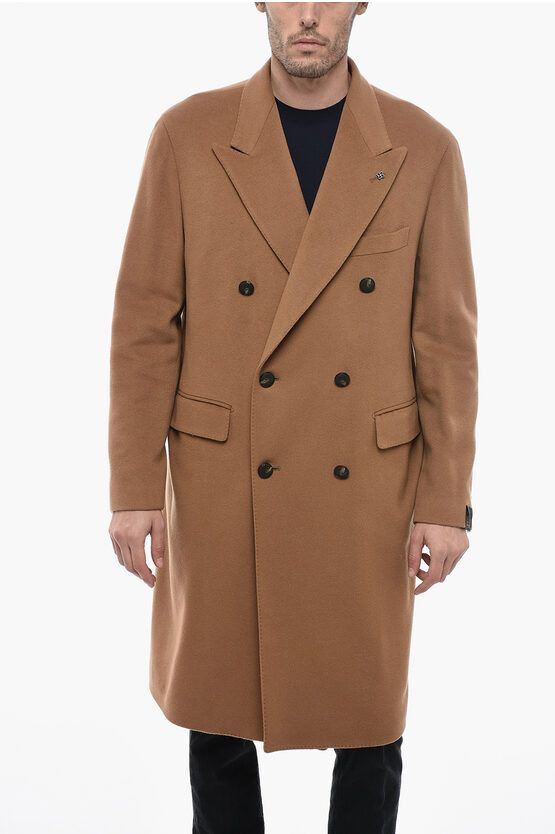 image of Tagliatore Unlined Double-Breasted Cashmere Coat With Flap Pockets in Beige/Marrone (Size Large)