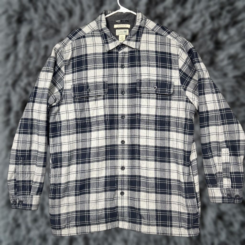 Vintage LL Bean Flannel Shirt Shacket L Black Gray Plaid Lined Traditional Fit Cabincore Mens Long Sleeve Button-Up Shirt Jacket Size US L / EU 52-54 / 3 - 1 Thumbnail
