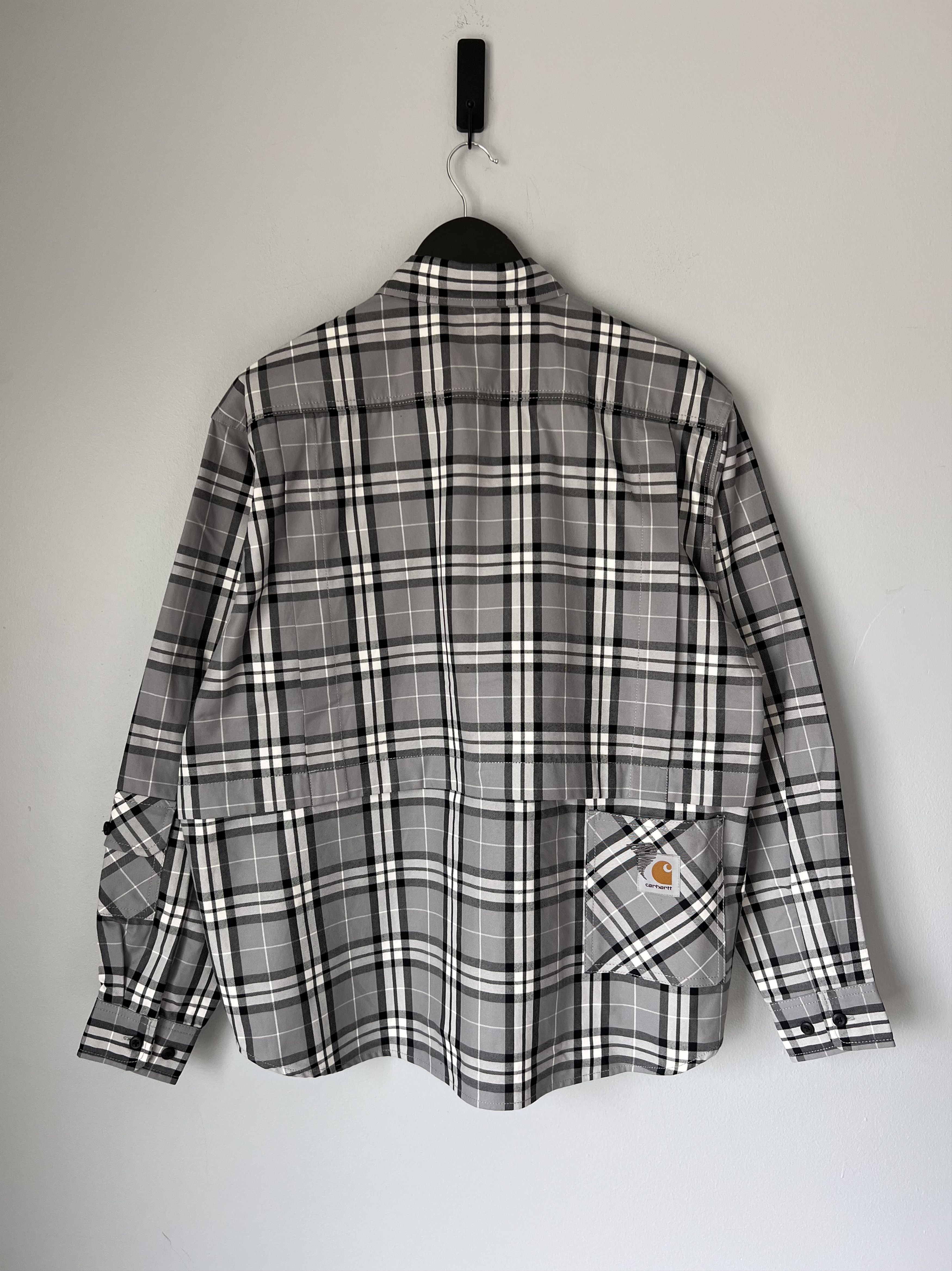 Carhartt Wip Carhartt WIP Invincible World Shirt Max in Gray Size US S / EU 44-46 / 1 - 5 Thumbnail
