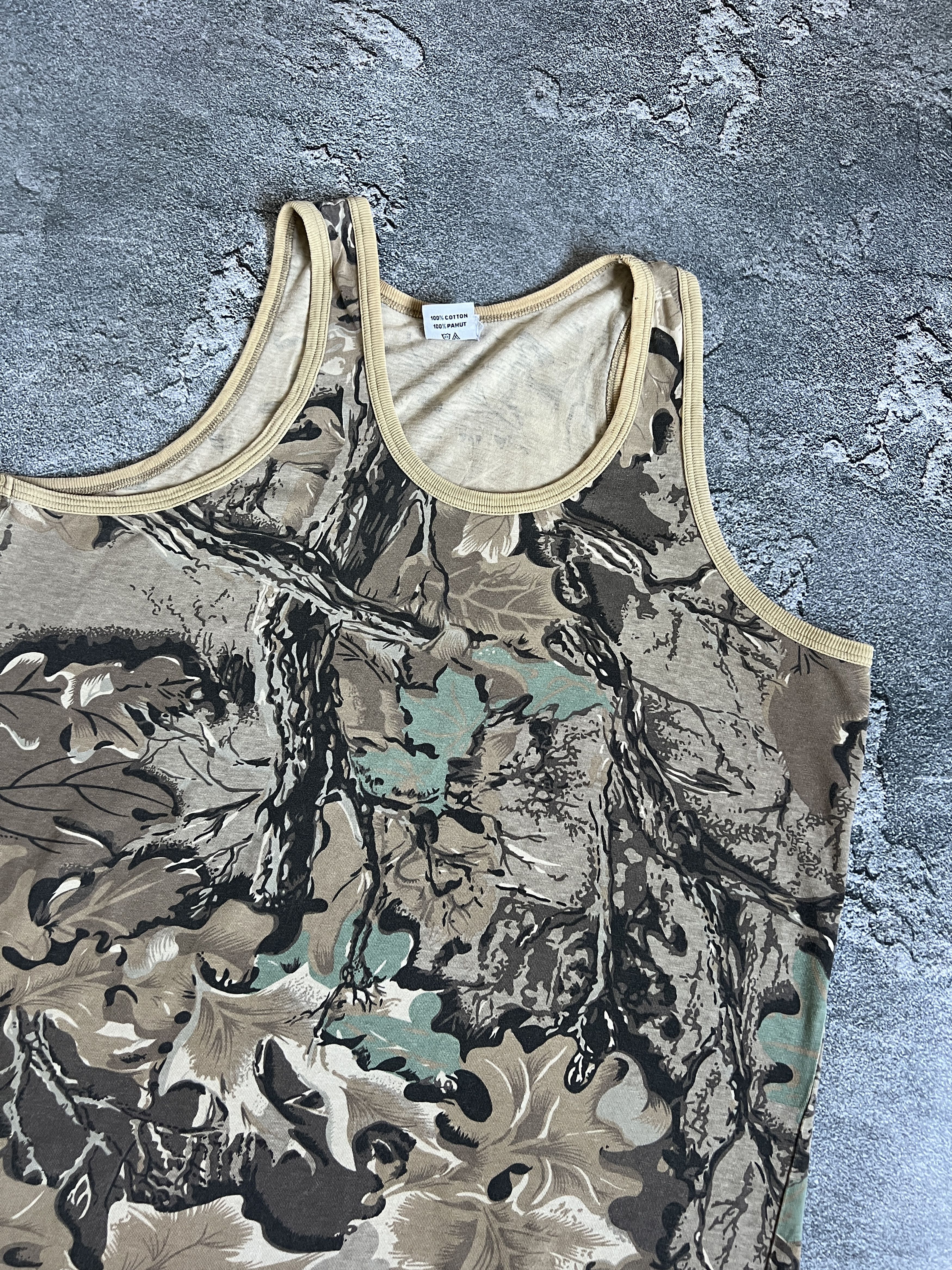 Vintage Vintage tank top camouflage y2k Size US L / EU 52-54 / 3 - 5 Thumbnail