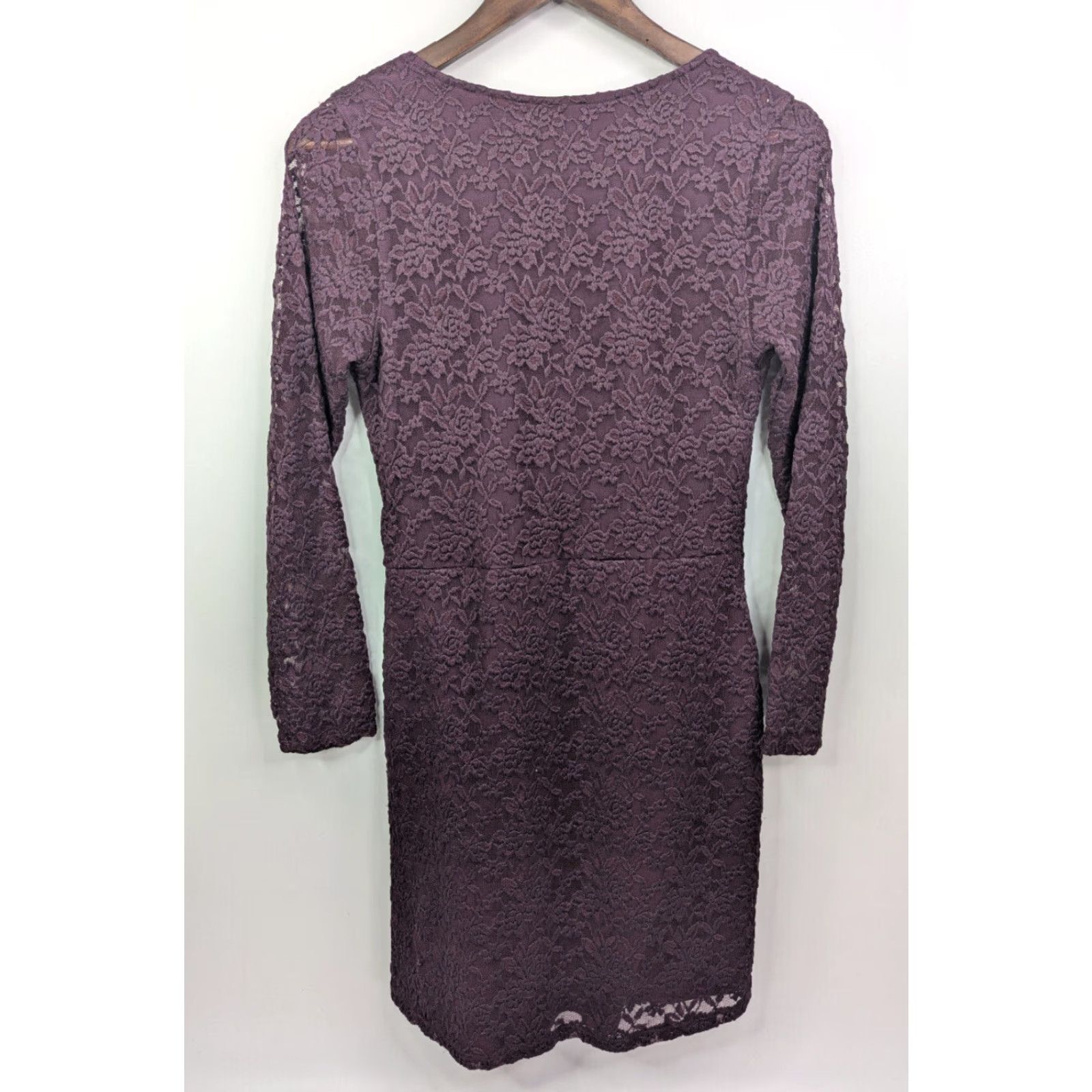 Abercrombie & Fitch Abercrombie & Fitch Purple Lace Dress Women Size Medium Long Sleeve V-Neck Wrap Dress A-Line Mini Casual Party/Cocktail Womens Size M / US 6-8 / IT 42-44 - 5 Thumbnail