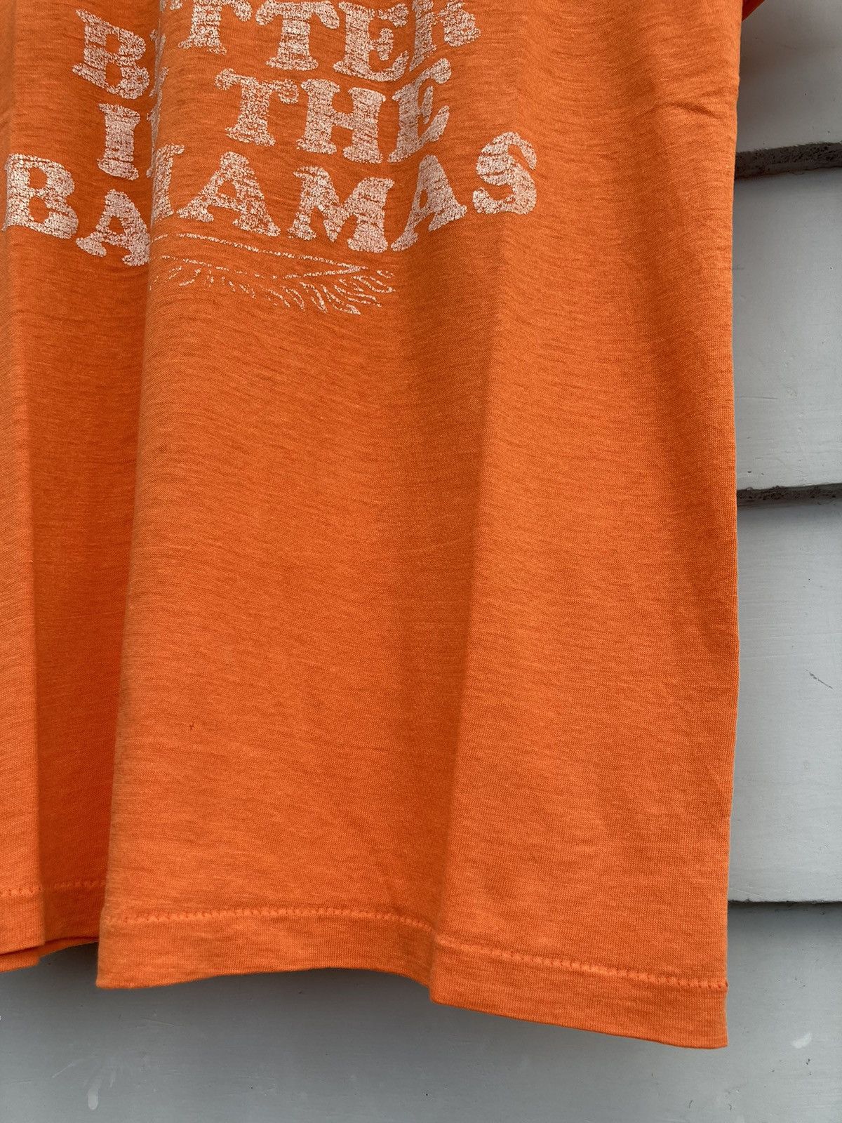 Vintage Vintage 80s It’s Better In The Bahamas Tees Single Stich Size US S / EU 44-46 / 1 - 6 Thumbnail