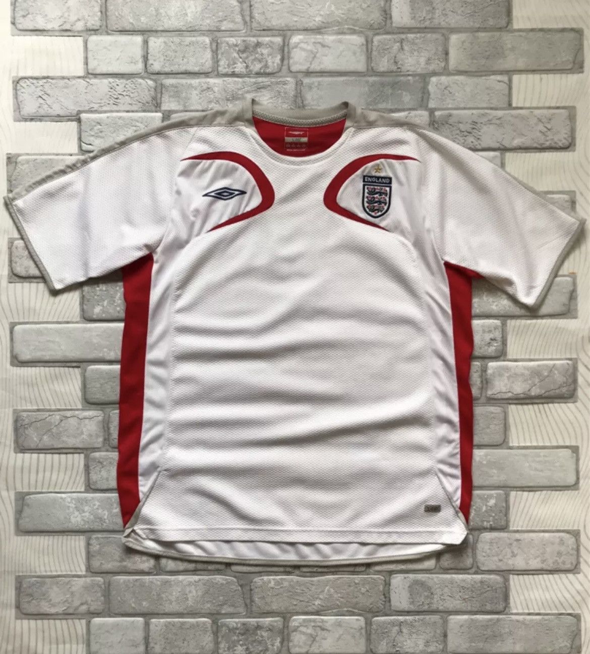 Umbro × Vintage ENGLAND 2005 2007 NATIONAL TRAINING FOOTBALL SHIRT Size US XL / EU 56 / 4 - 1 Thumbnail